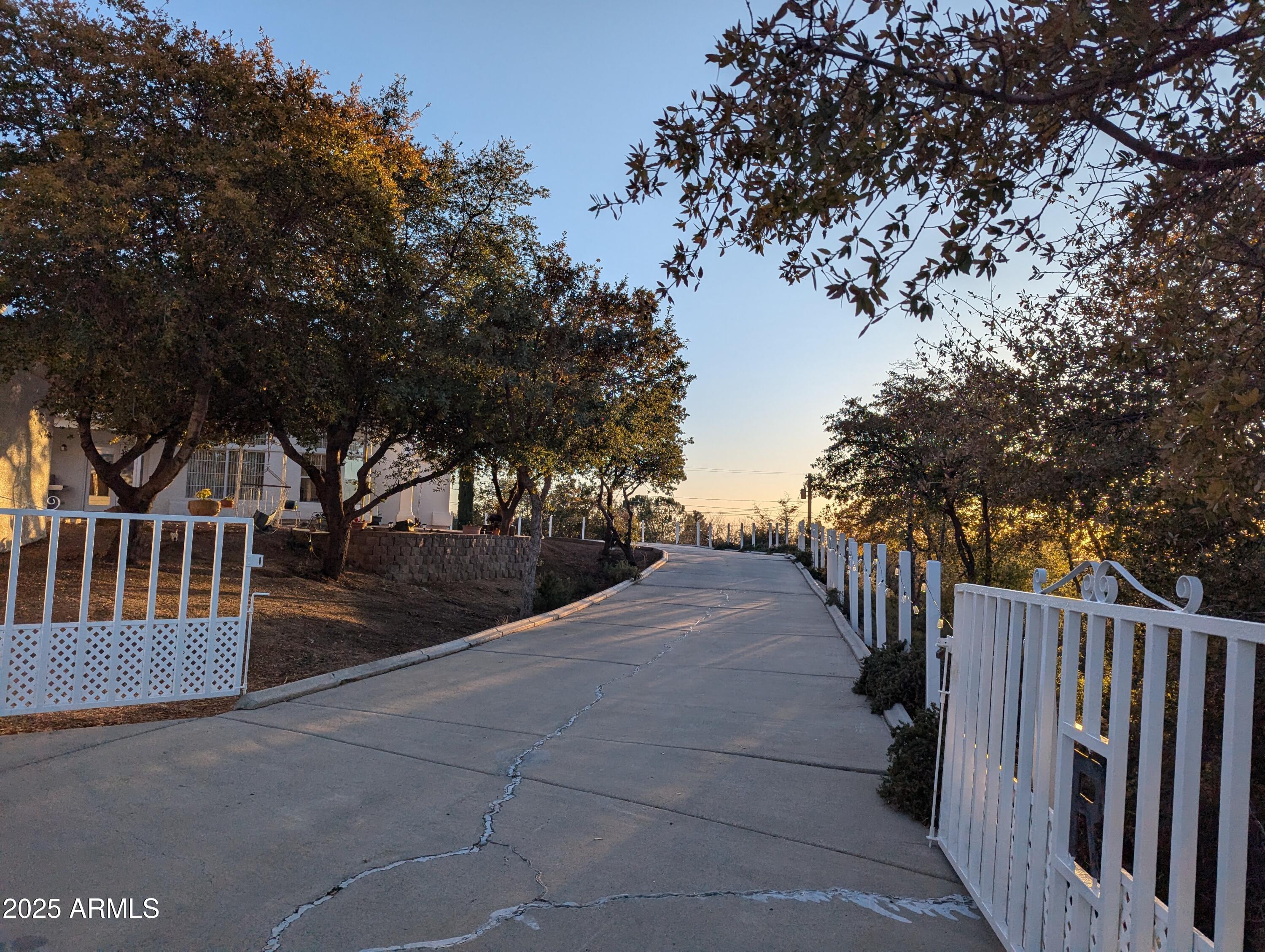 568 N Las Flores Drive