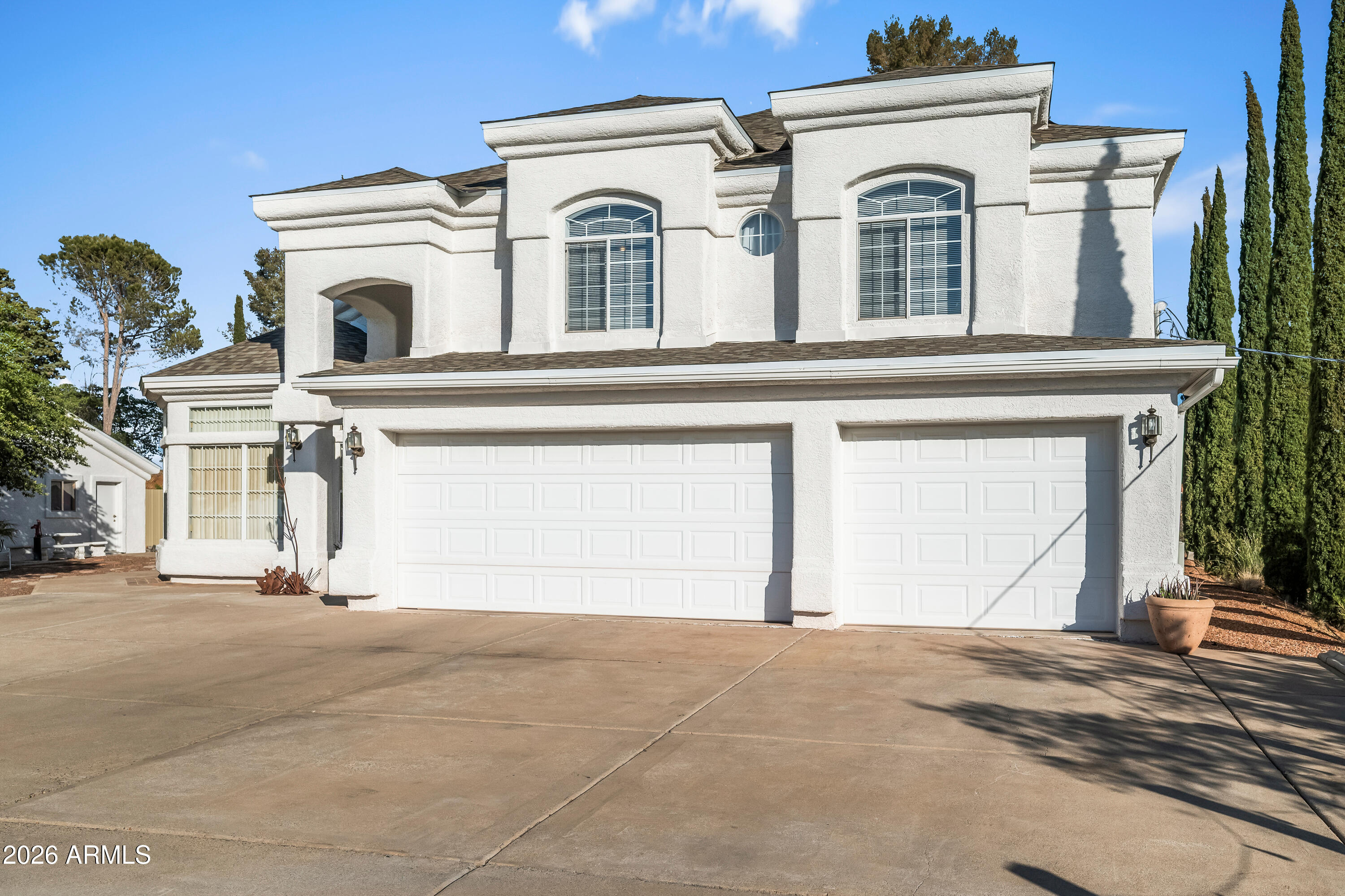 568 N Las Flores Drive