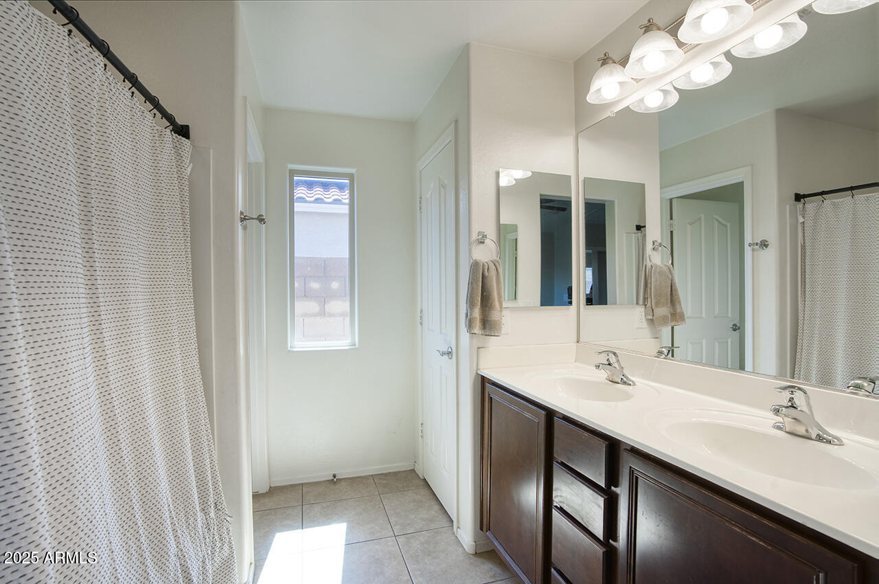 Goodyear, Arizona 85338, United States, 3 Bedrooms Bedrooms, ,2 BathroomsBathrooms,Residential,Active,165369