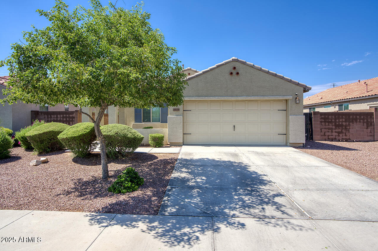 Goodyear, Arizona 85338, United States, 3 Bedrooms Bedrooms, ,2 BathroomsBathrooms,Residential,Active,165369