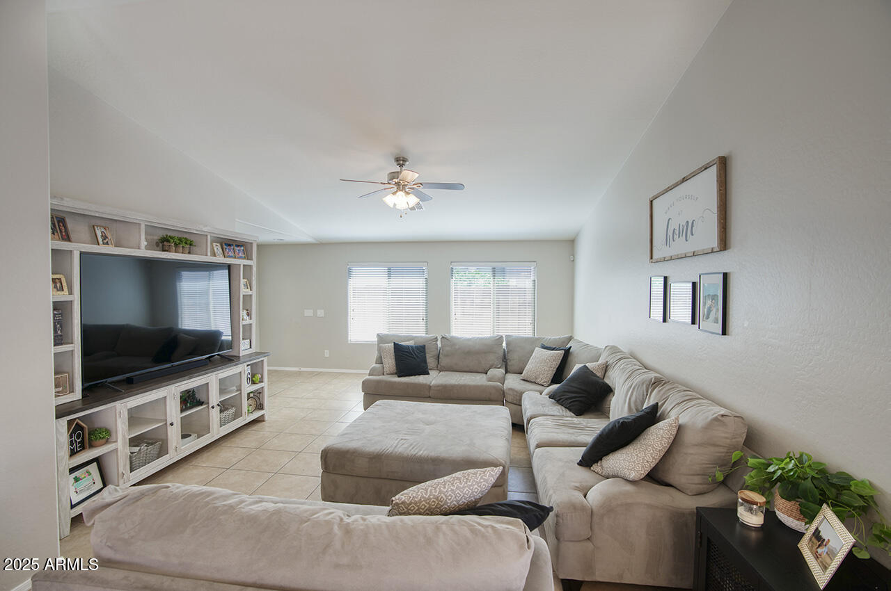 Goodyear, Arizona 85338, United States, 3 Bedrooms Bedrooms, ,2 BathroomsBathrooms,Residential,Active,165369