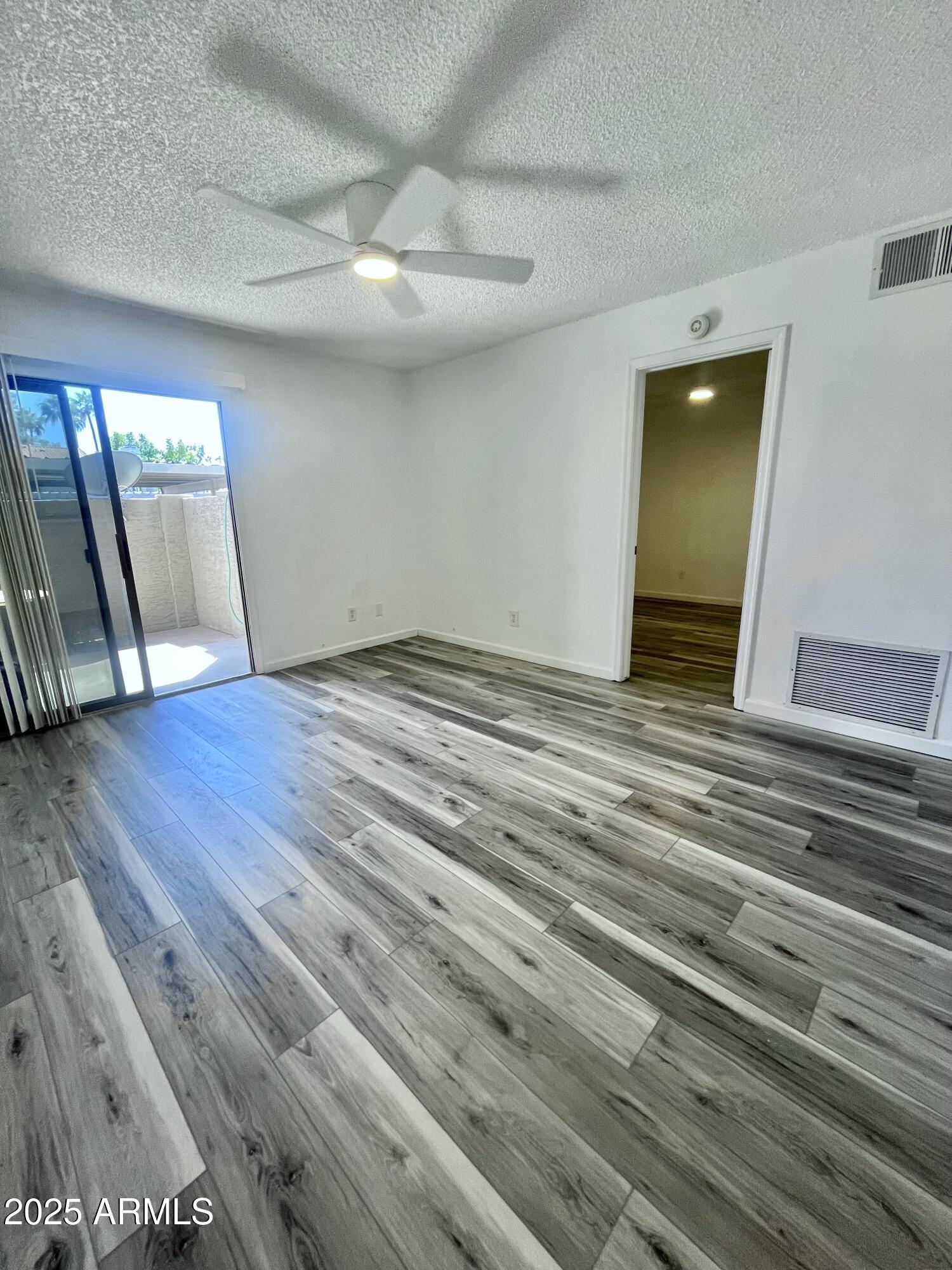 533 W Guadalupe Road 1110