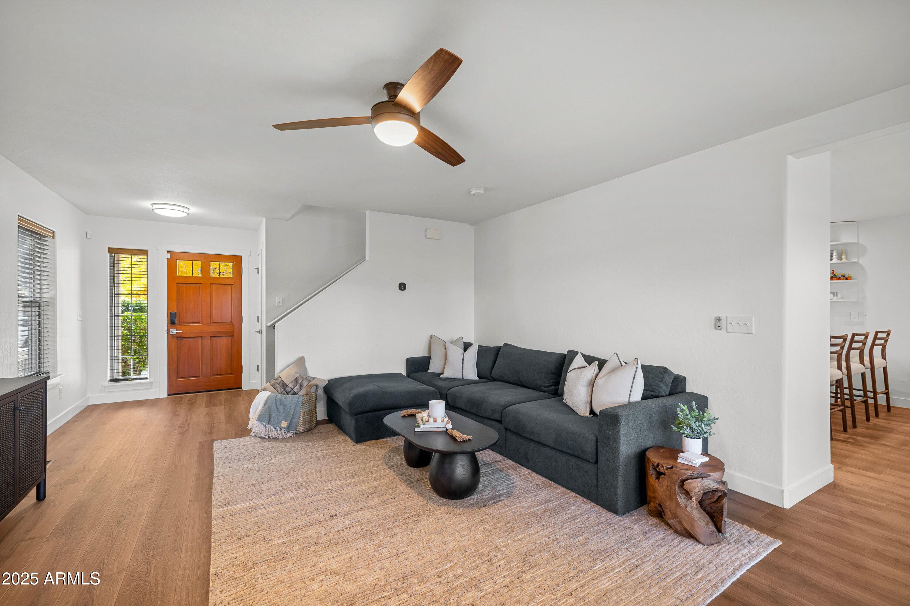 MOUNTAIN OAKS - Residential