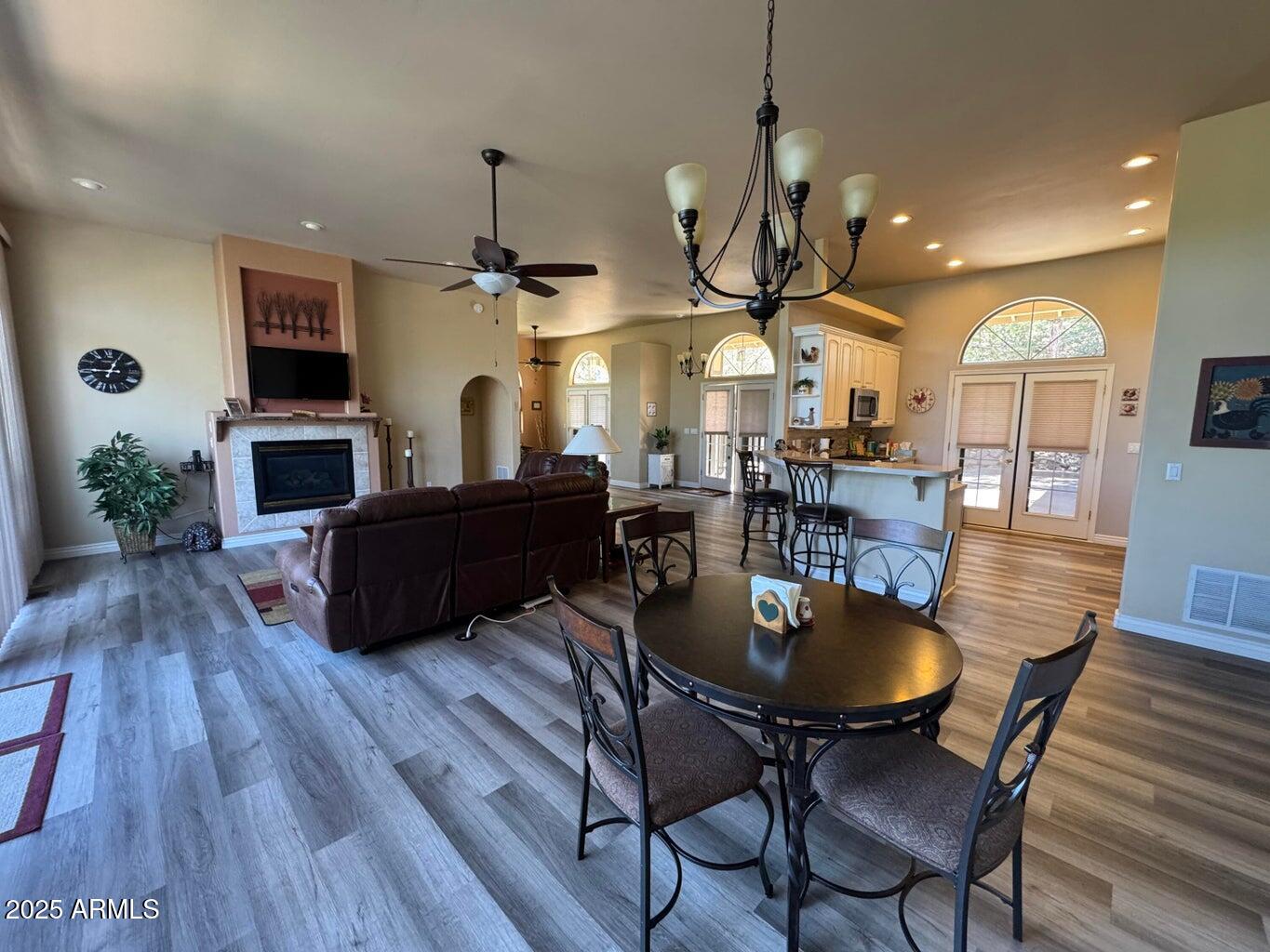 1118 S MUD SPRINGS Road