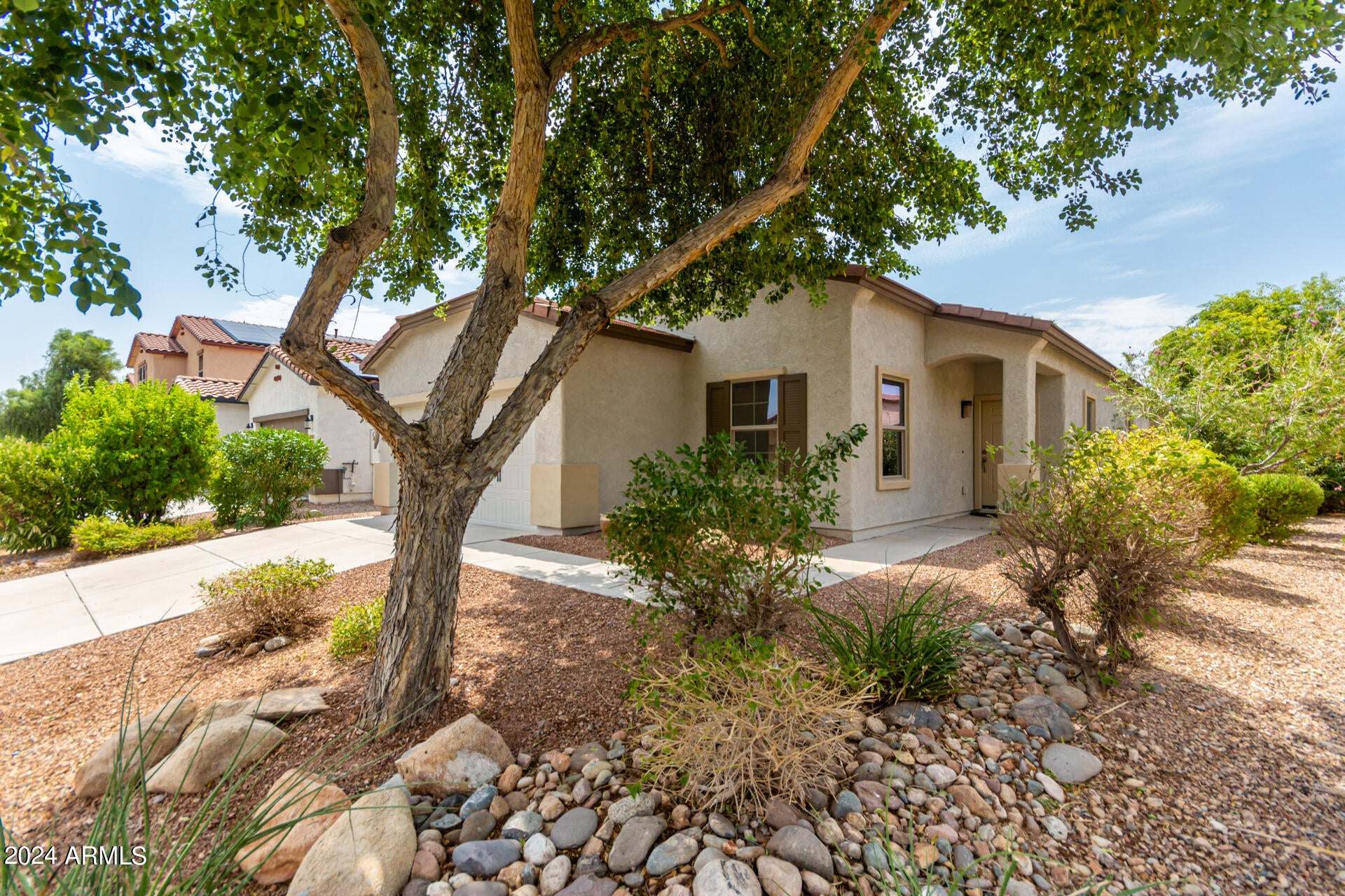 10847 W Avenida Del Rey --