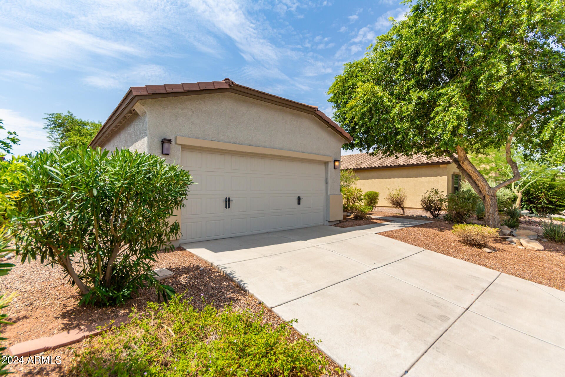 10847 W Avenida Del Rey --