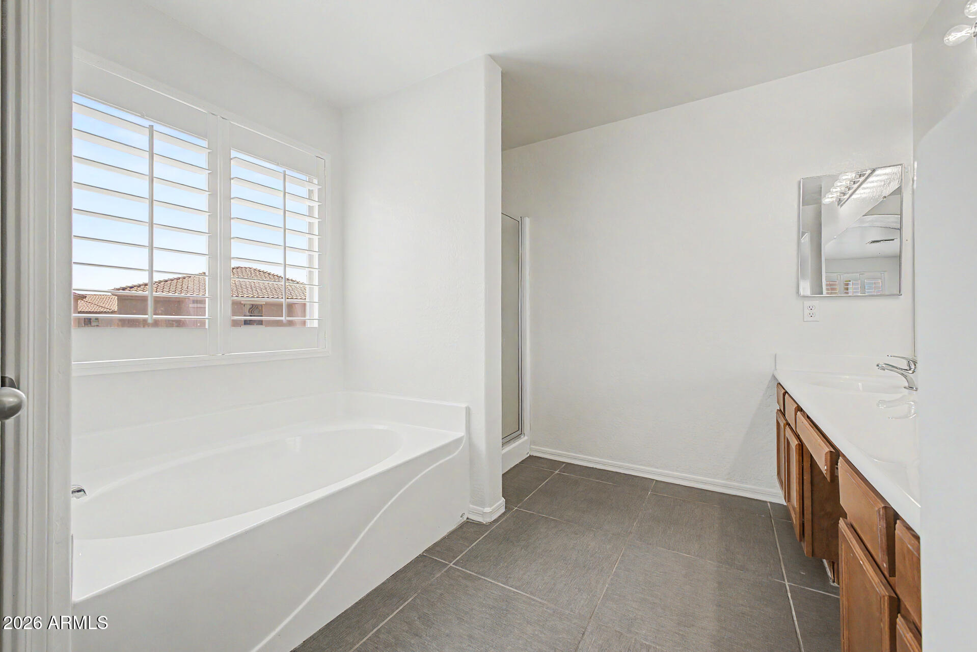 SENITA UNIT 3 - Residential