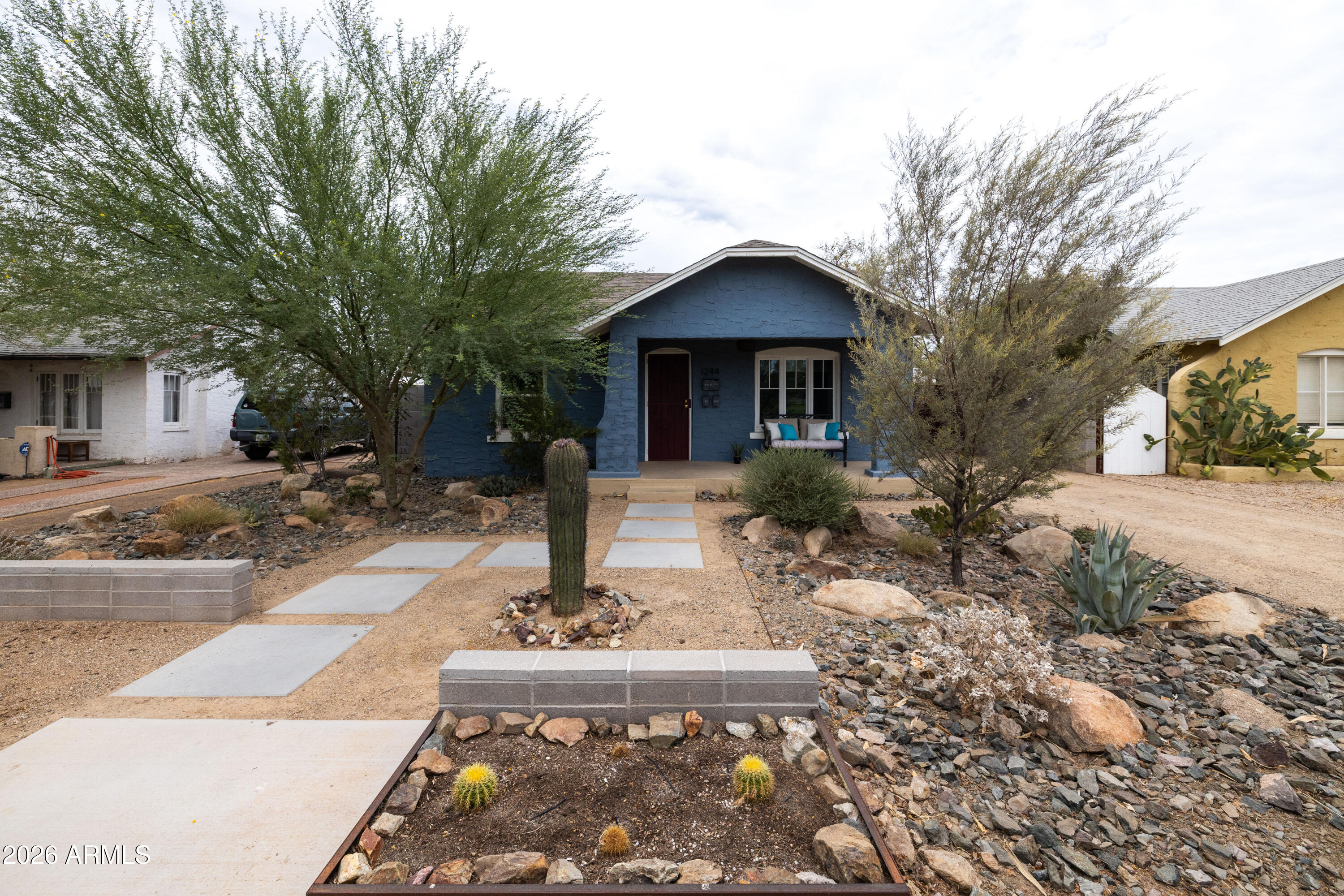 1244 E PALM Lane