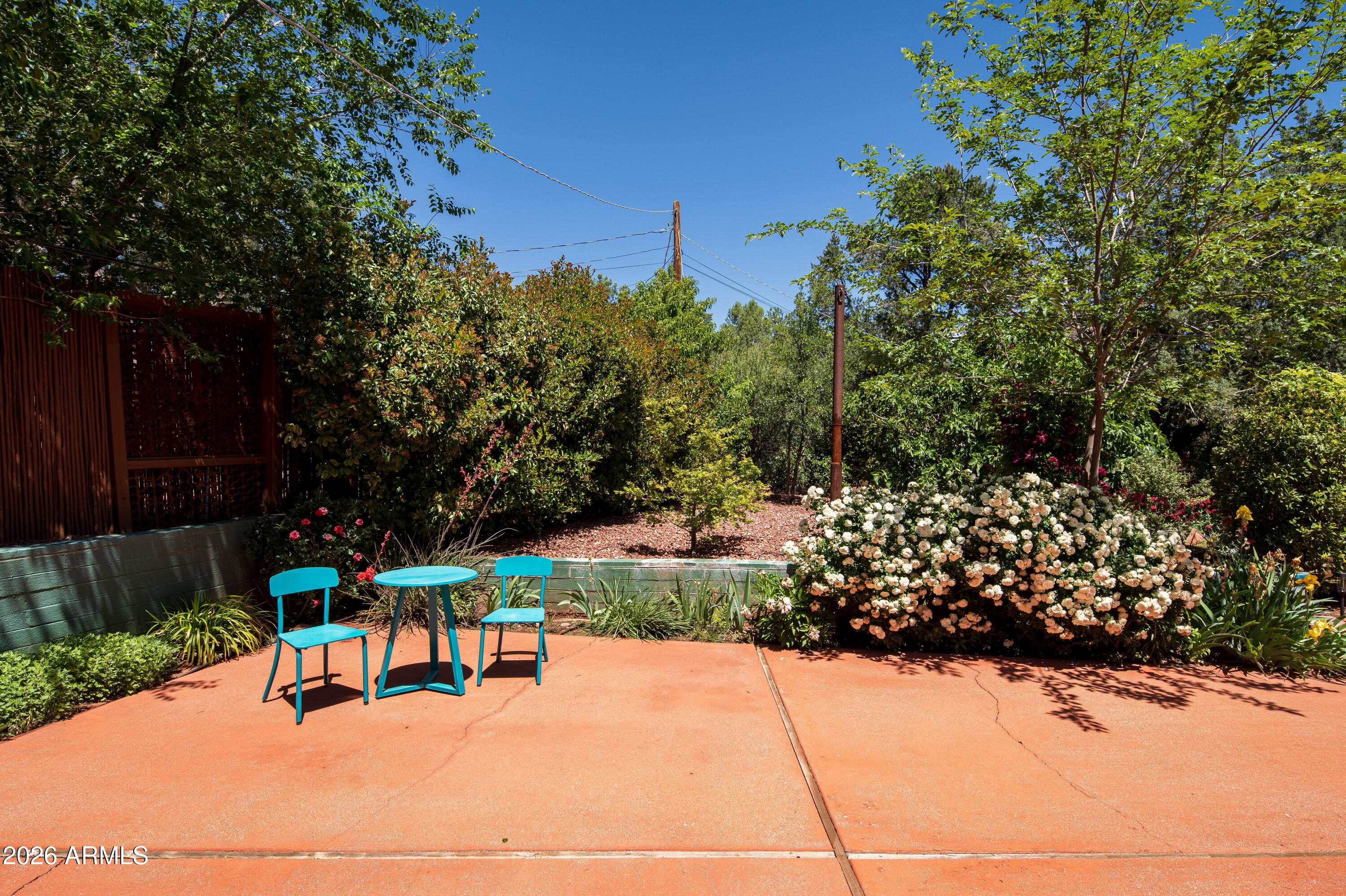 JUNIPER KNOLLS - Residential