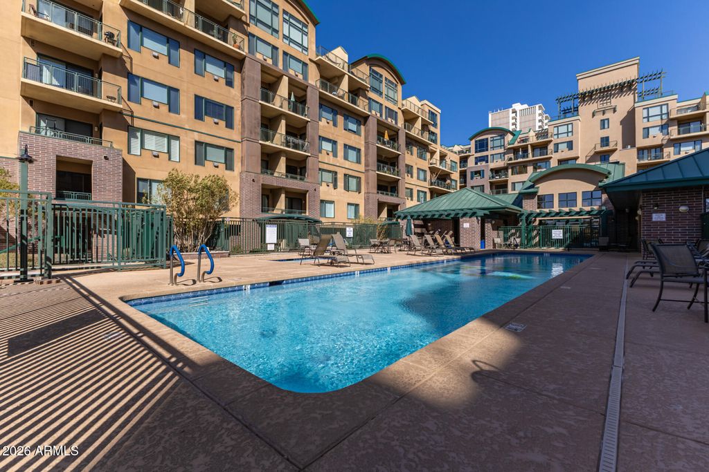 Photo of 2302 N Central Avenue #404, Phoenix, AZ 85004 (MLS # 6994768)