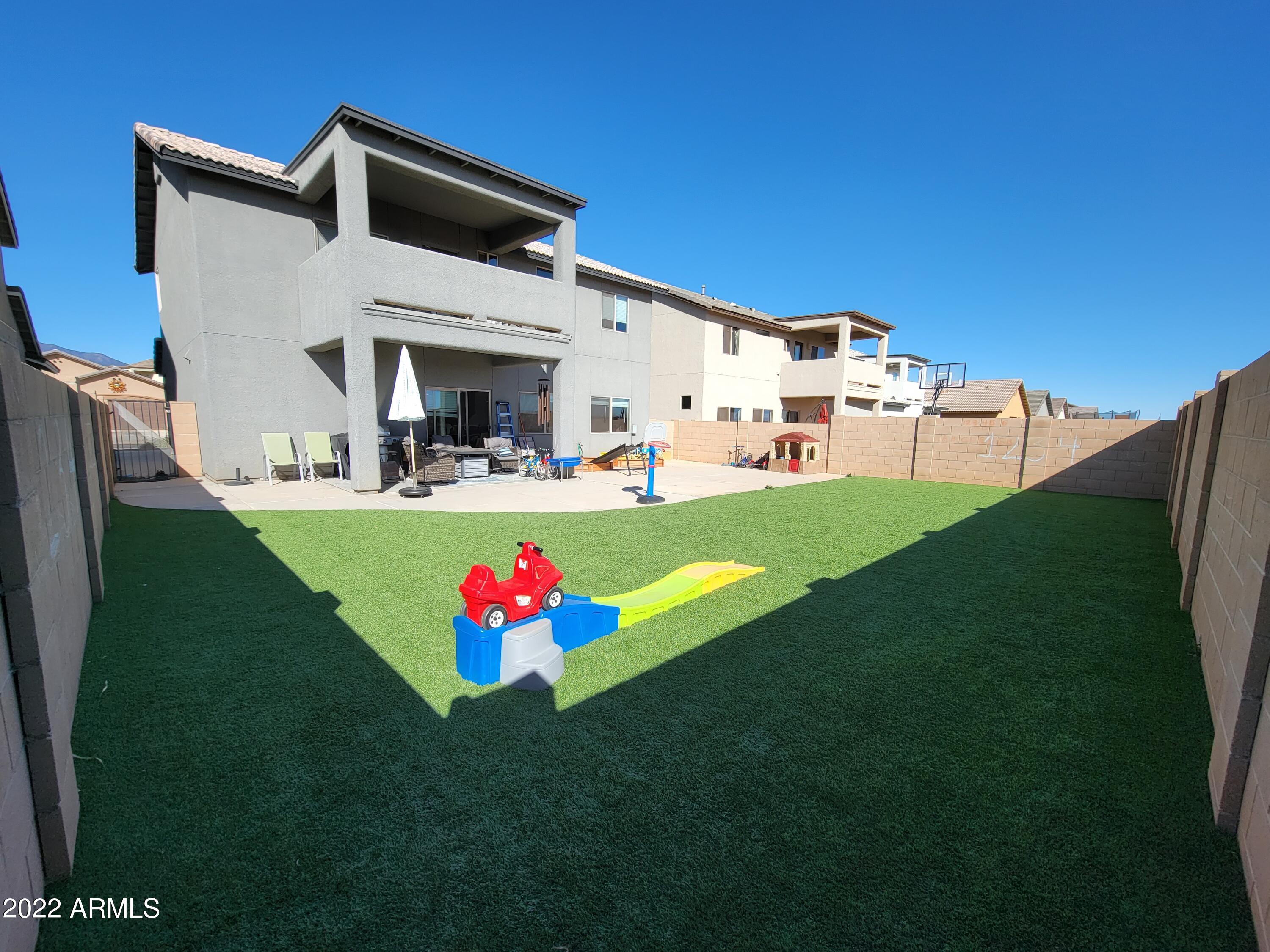 Holiday - Residential