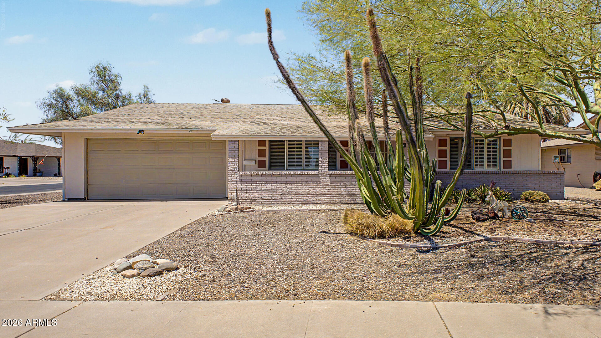 10216 W IRONWOOD Drive