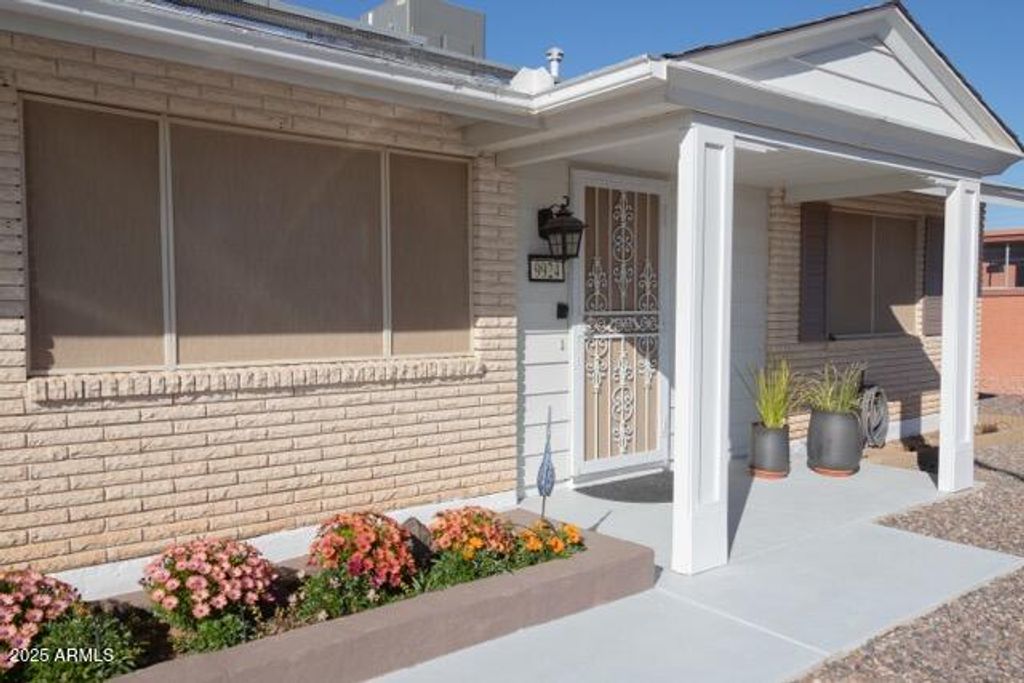 Photo of 9924 W Concord Avenue, Sun City, AZ 85351 (MLS # 6909861)