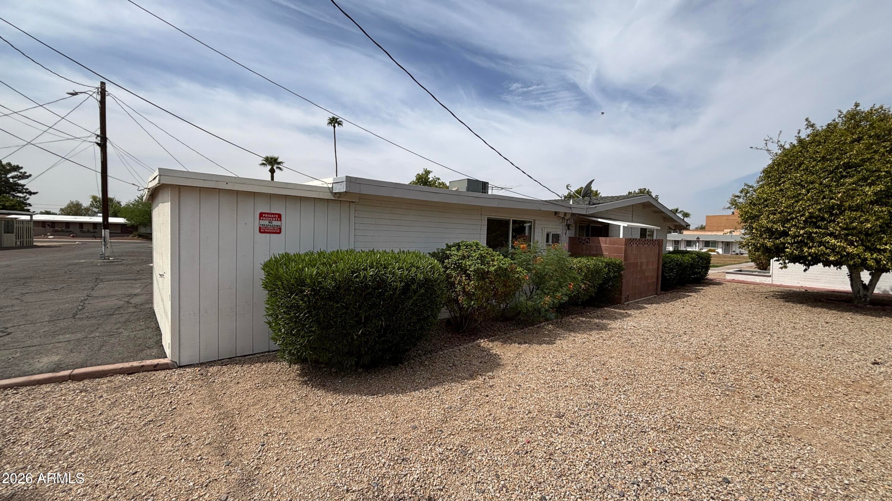 10606 W OAKMONT Drive