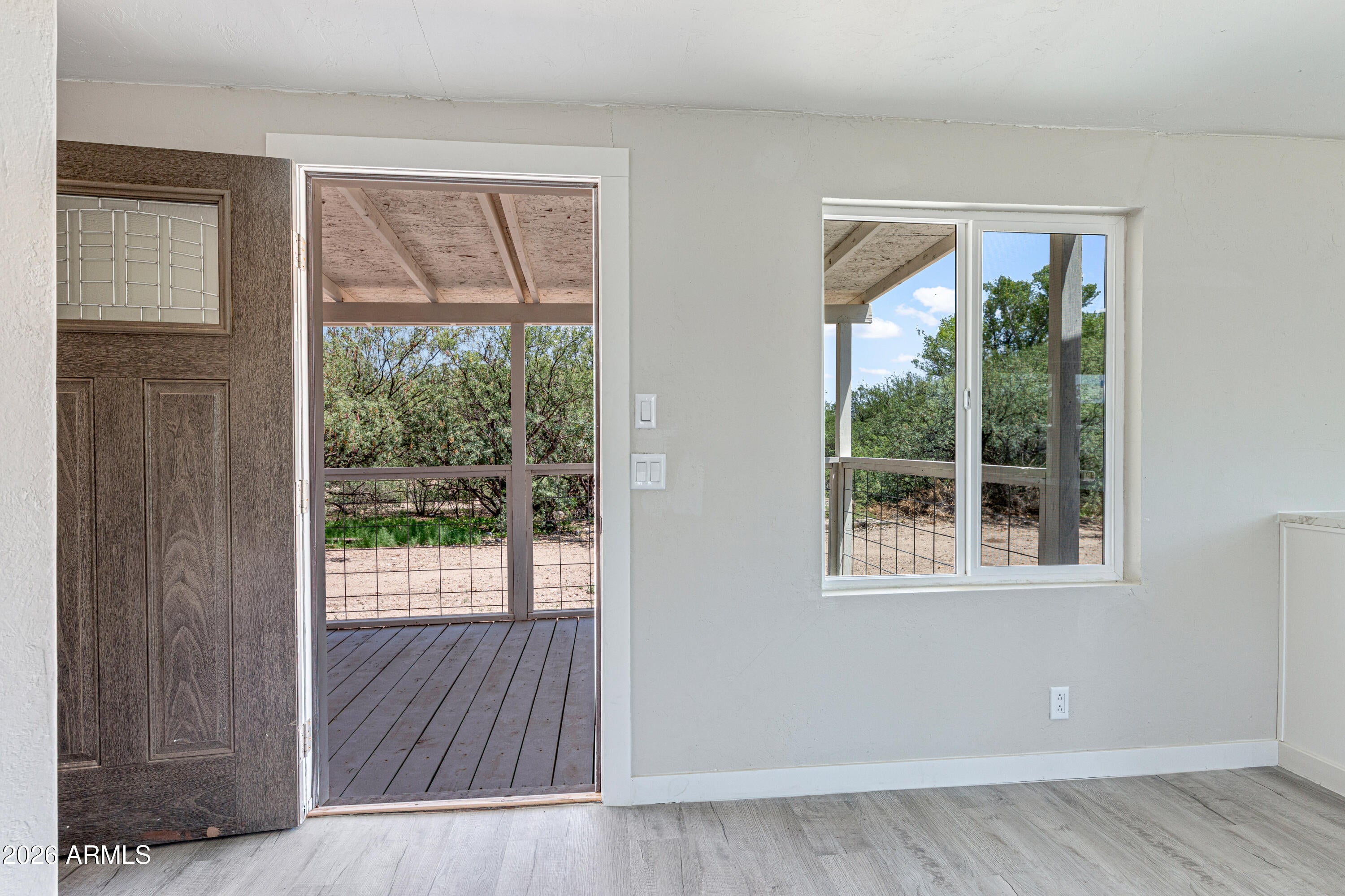 103 W SUNSET Trail