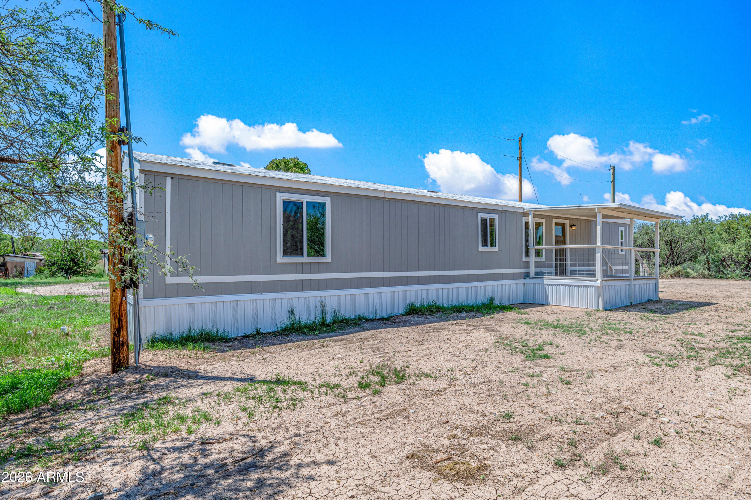 103 W SUNSET Trail