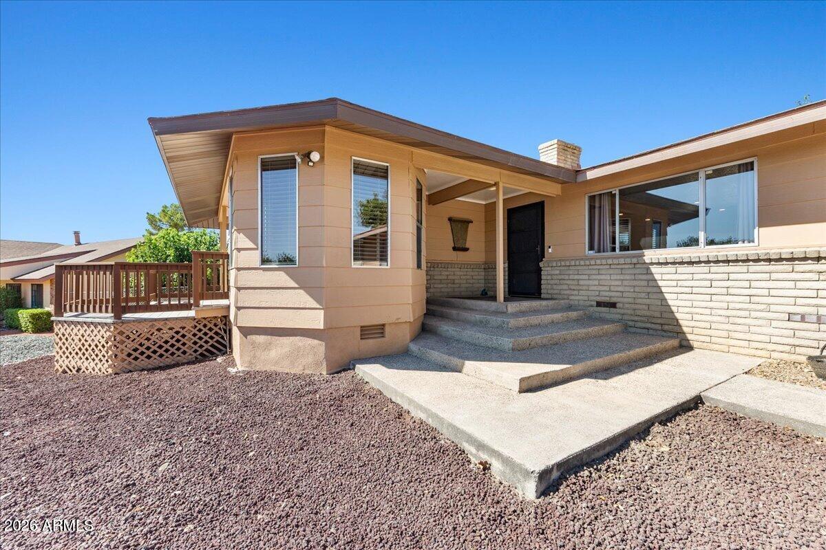 340 SUMMER Circle