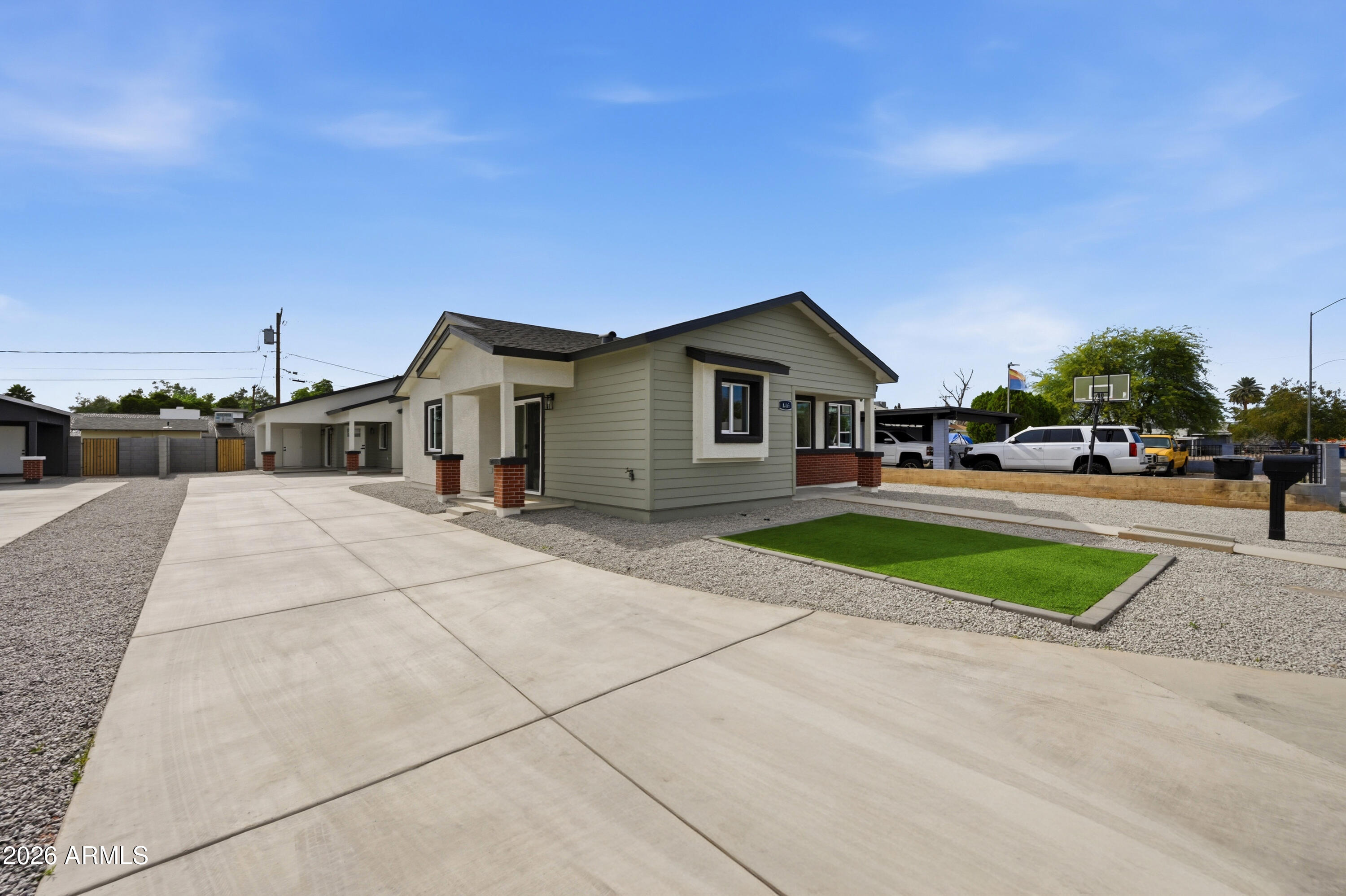446 S PIONEER --
