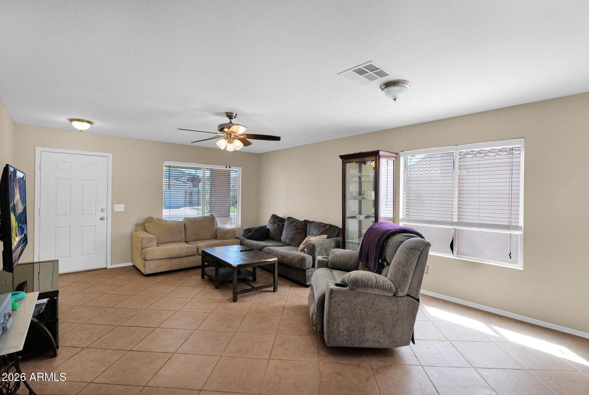 11856 W CAMBRIDGE Avenue