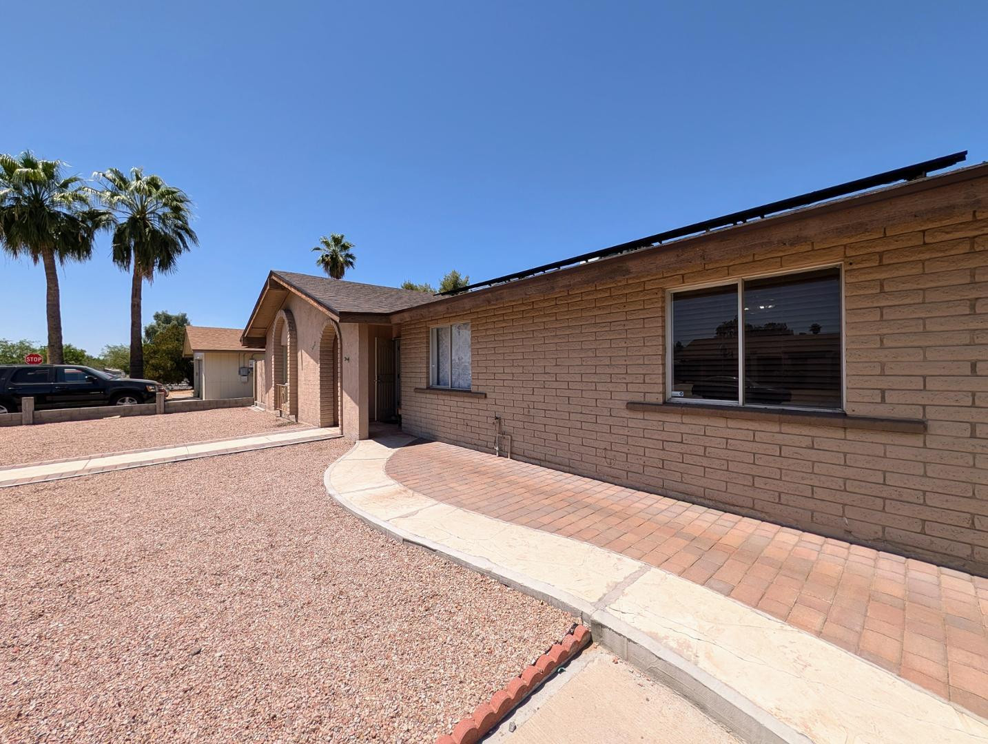 3848 W NORTH Lane