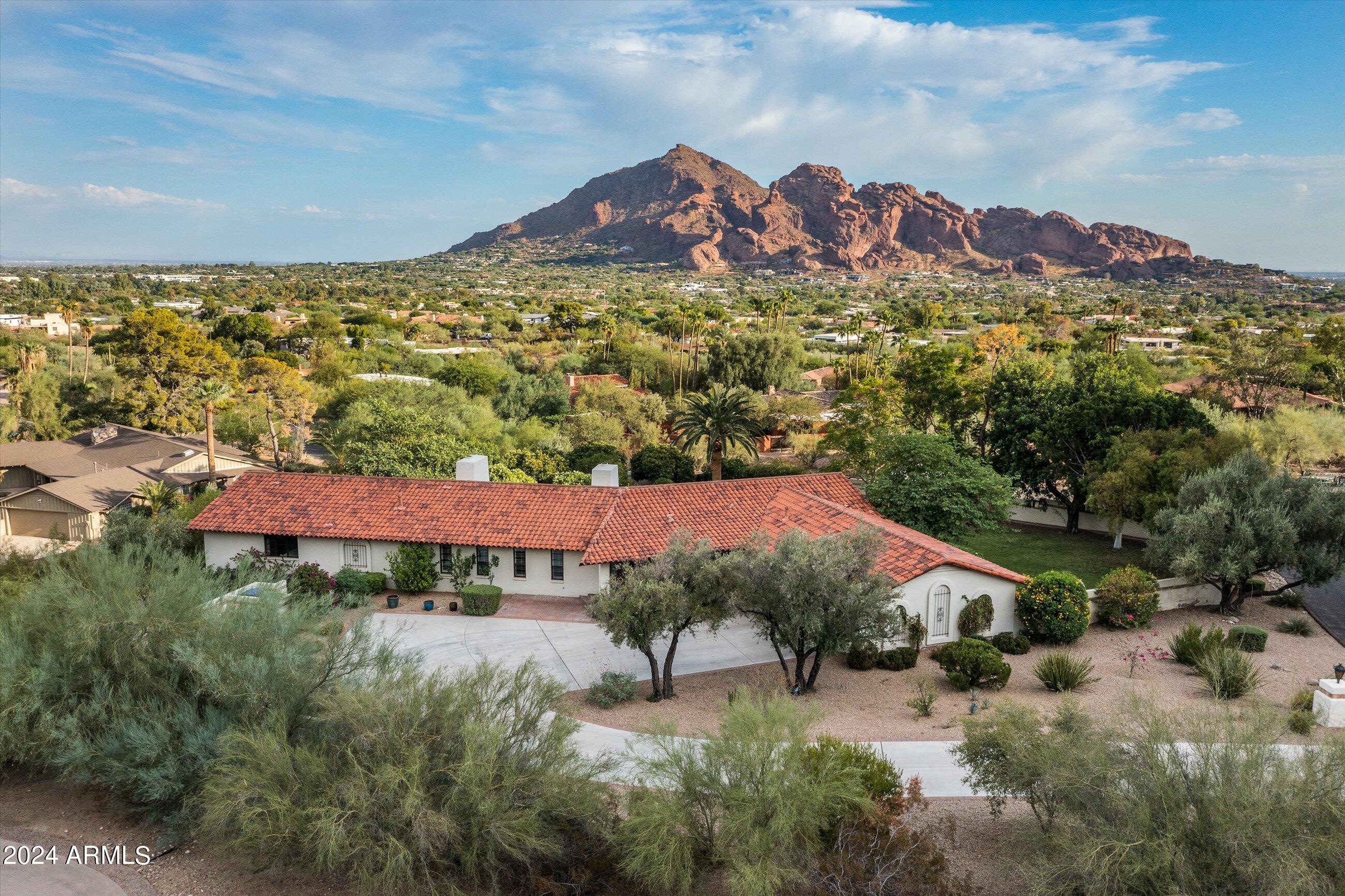 PARADISE HILLS ESTATES - Residential