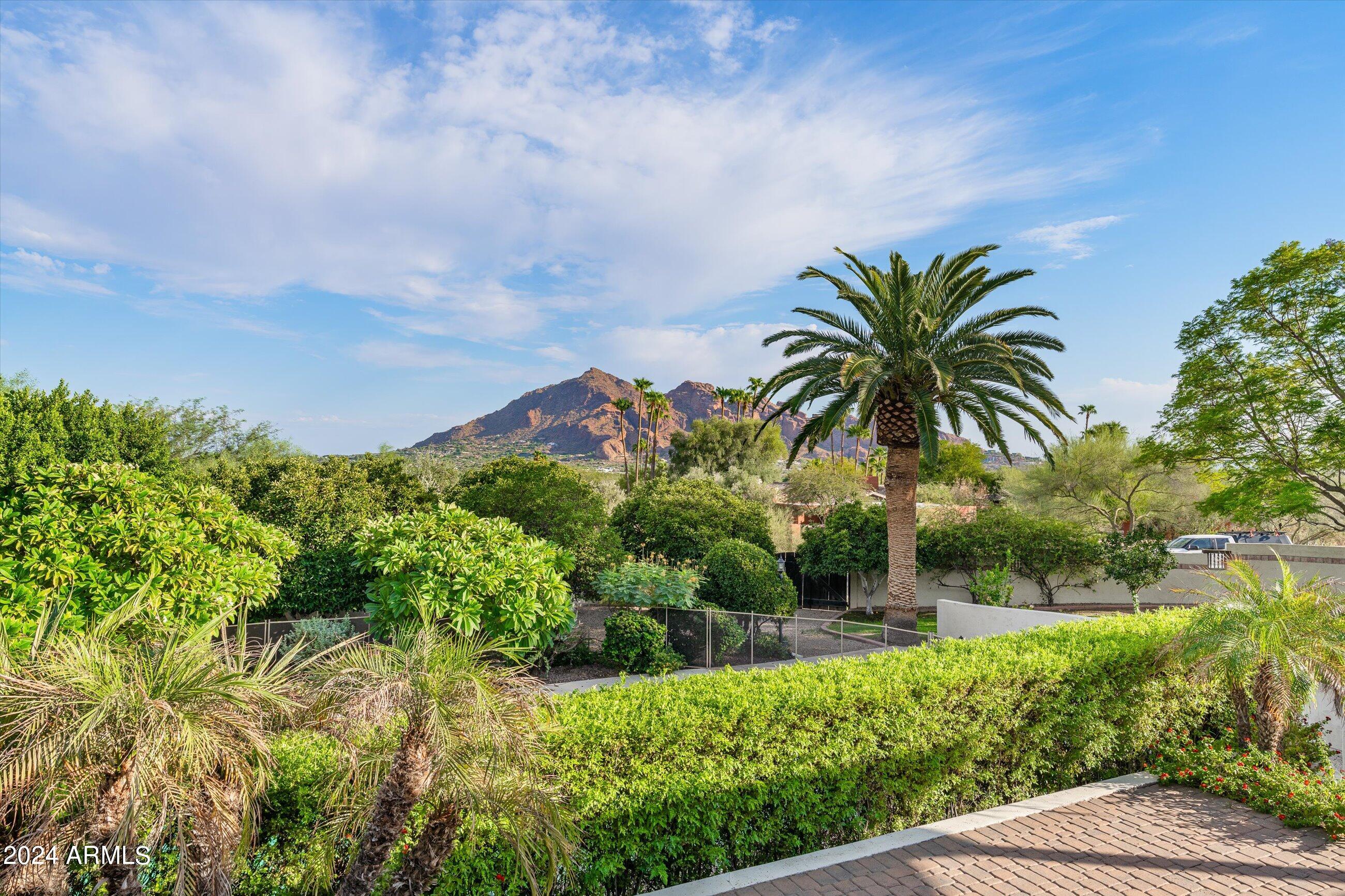 PARADISE HILLS ESTATES - Residential