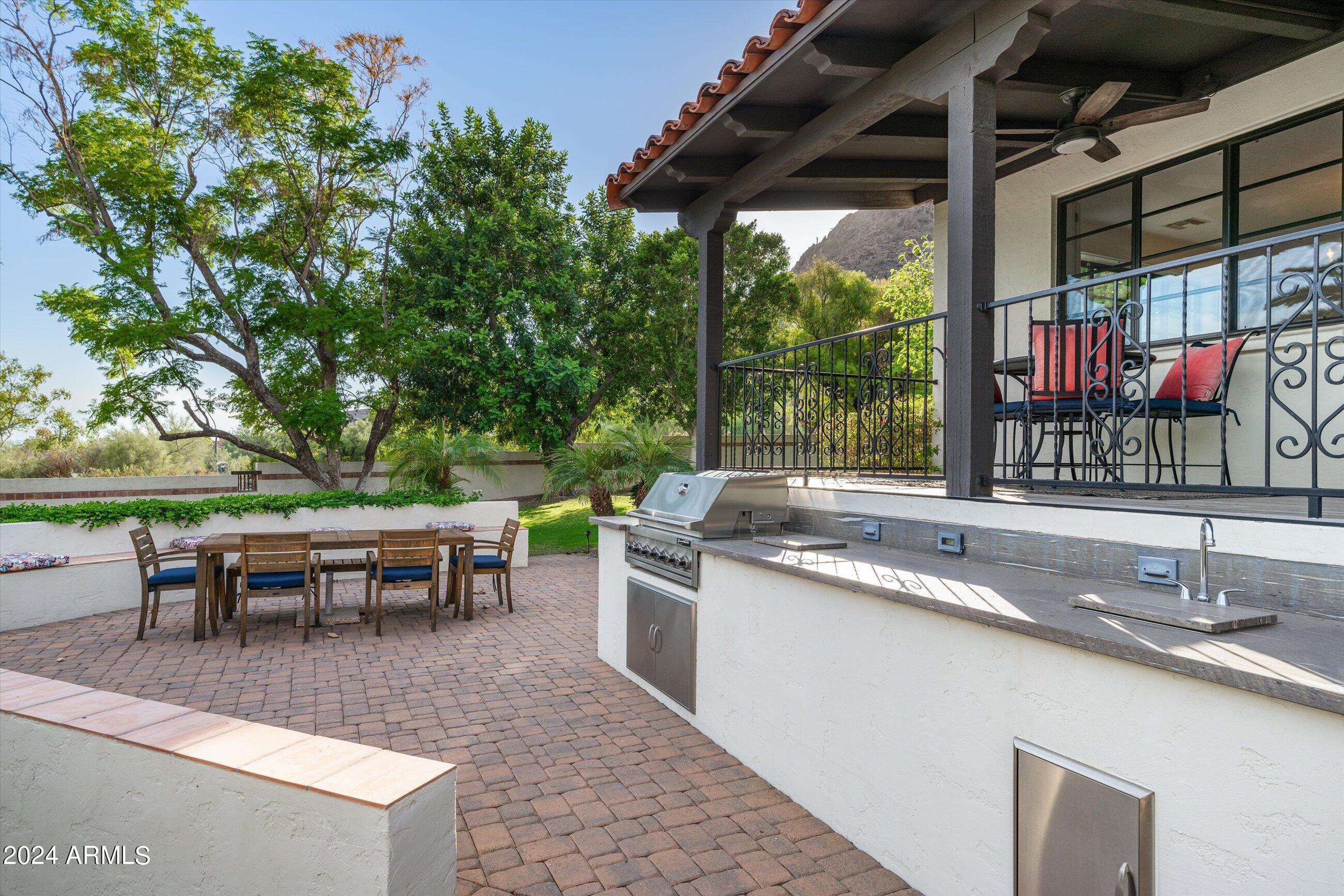 PARADISE HILLS ESTATES - Residential