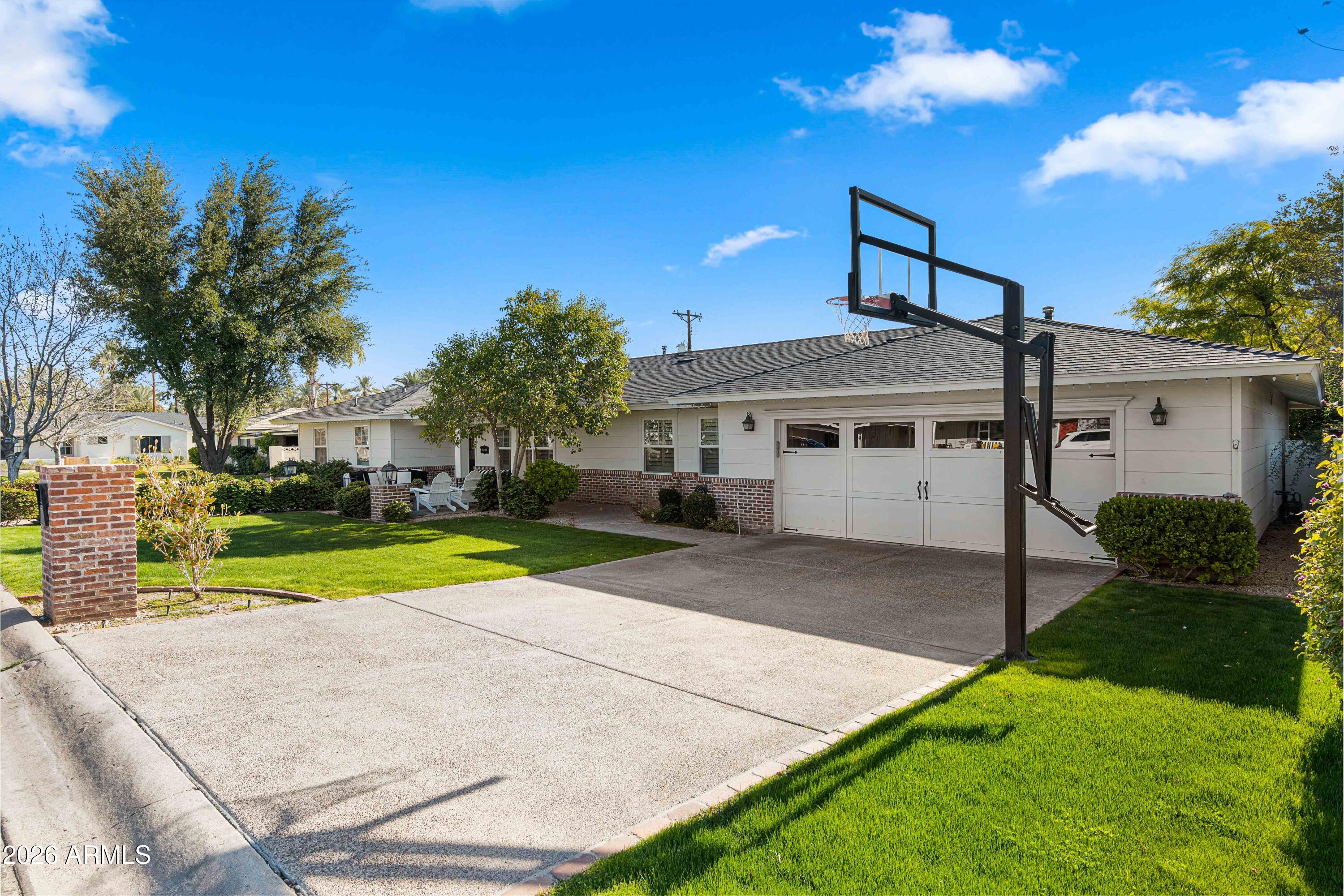 4619 E Calle Ventura --