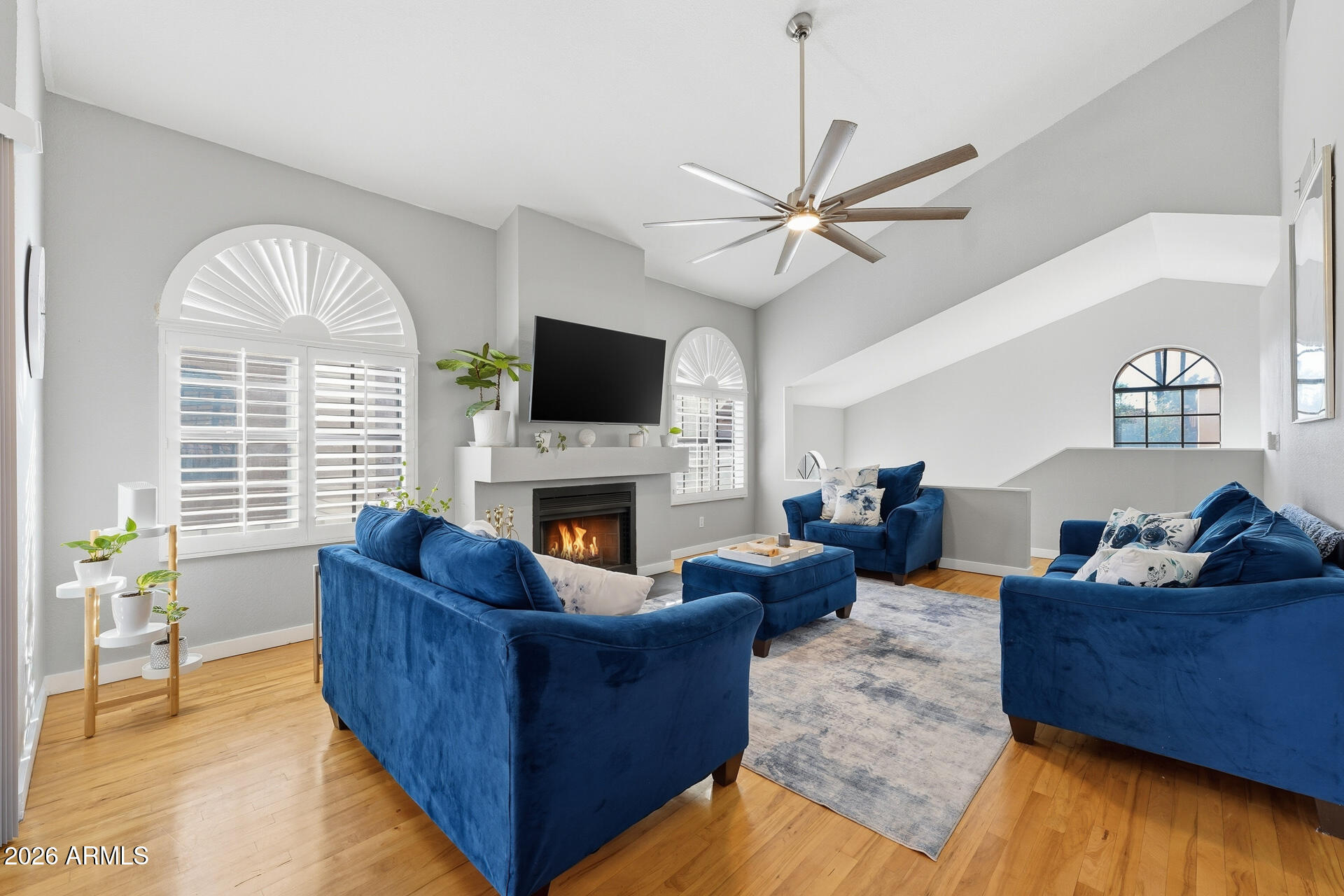 5640 E BELL Road 1038