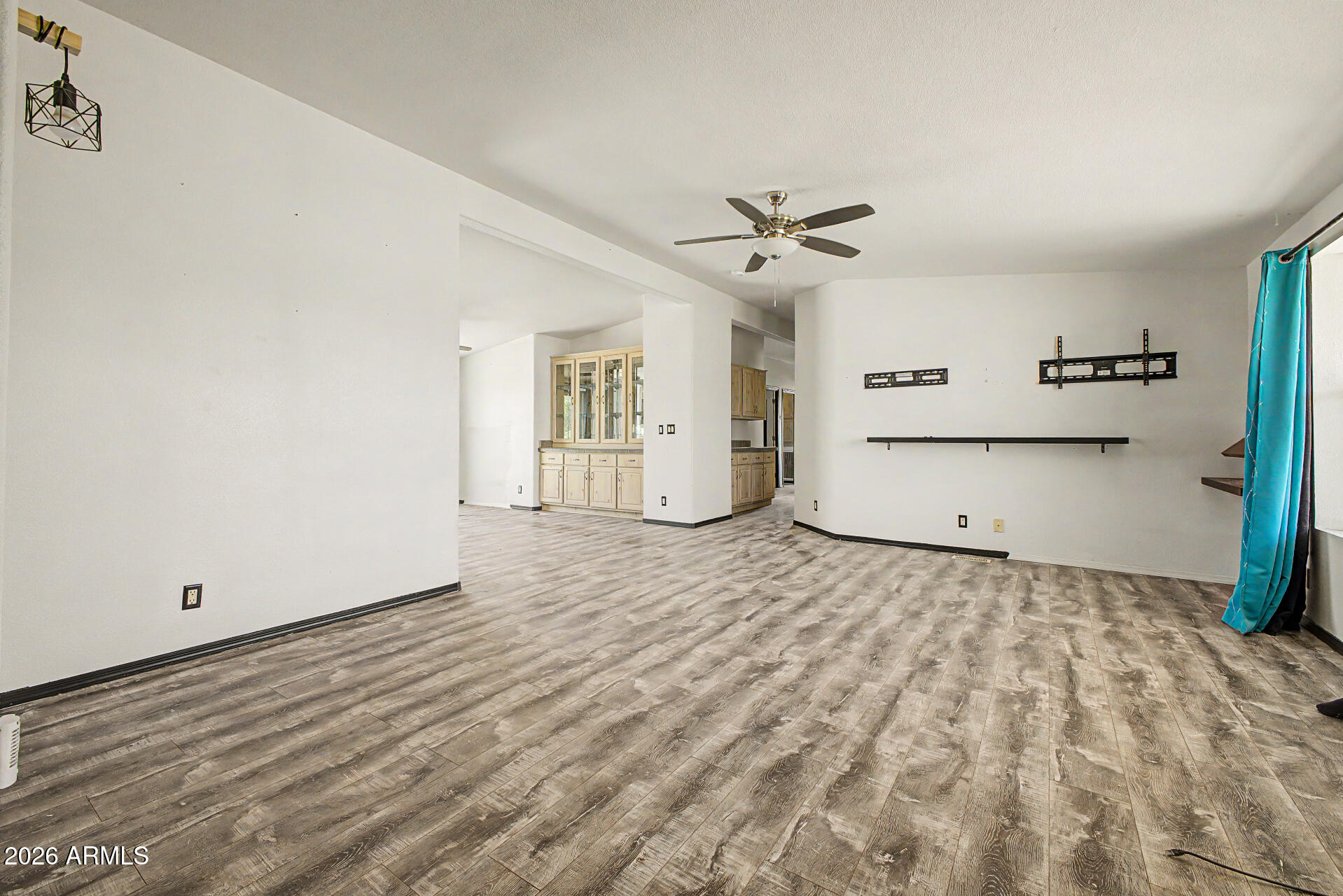 20802 W BEACON Court