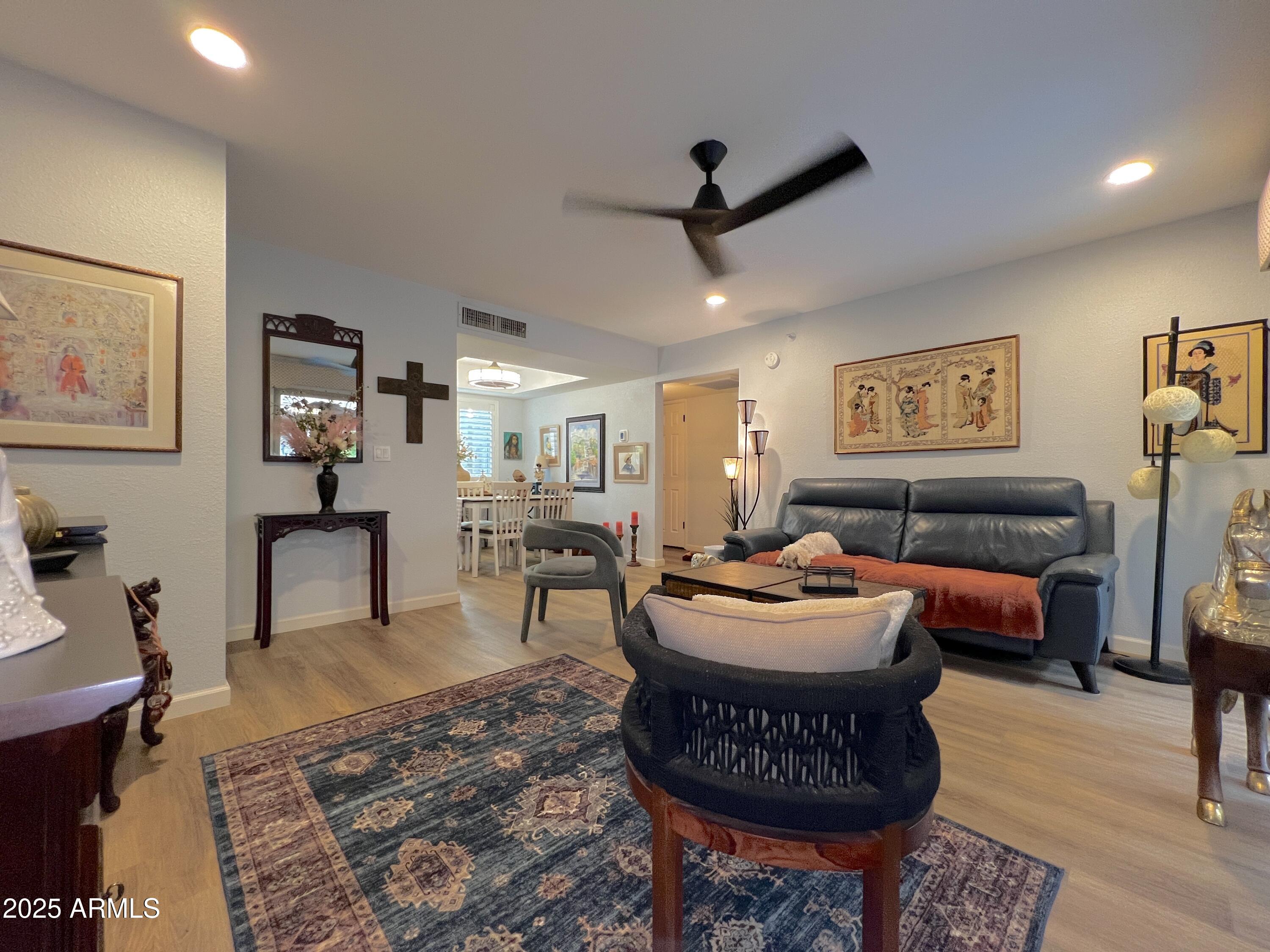 4554 E PARADISE VILLAGE Parkway N 133