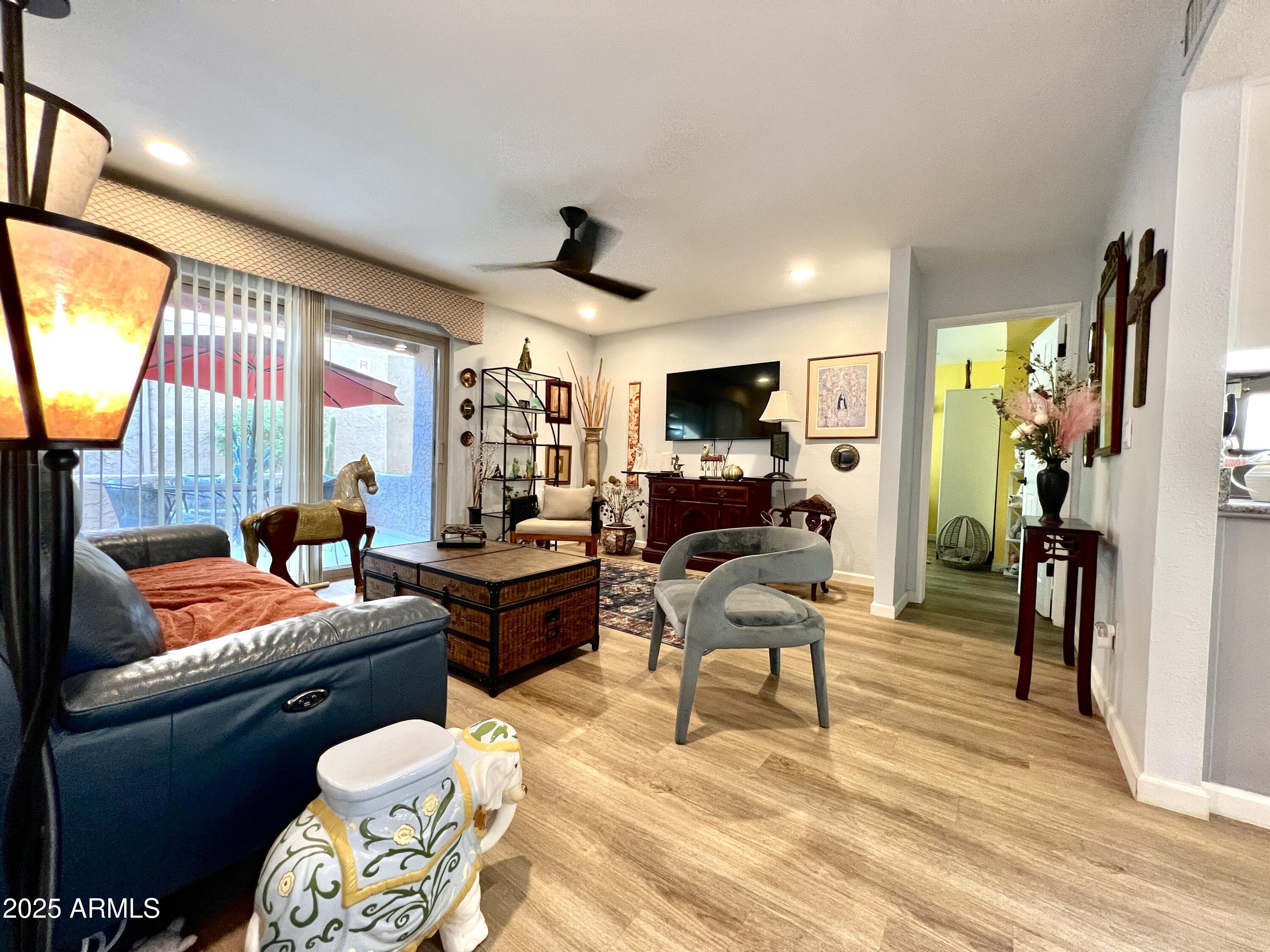 4554 E PARADISE VILLAGE Parkway N 133