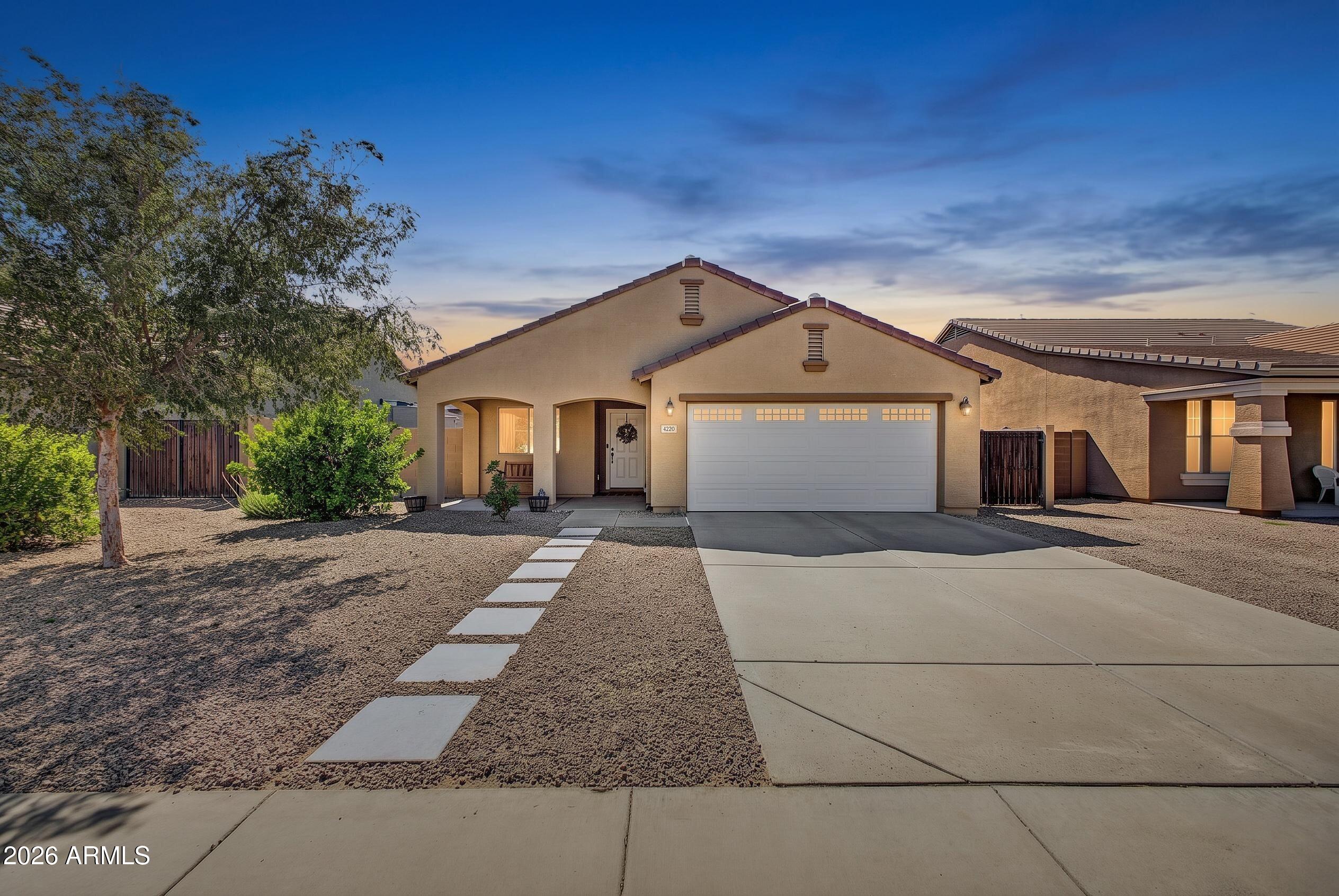 4729 E AUSTIN Lane