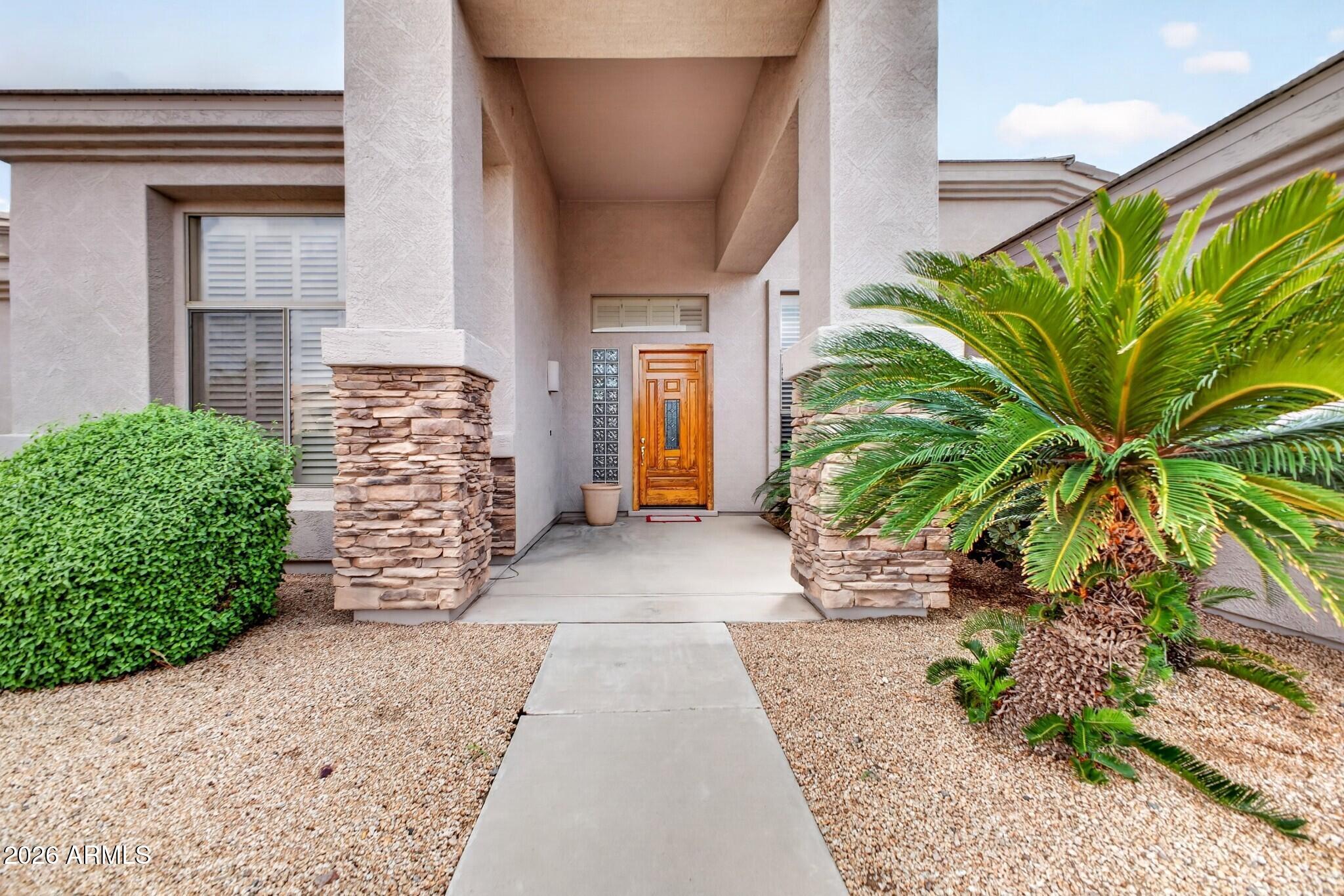 1123 W THOMPSON Way