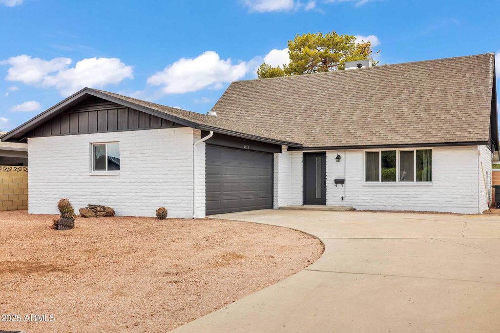 Photo of 4112 S Grandview Avenue, Tempe, AZ 85282 (MLS # 6905711)