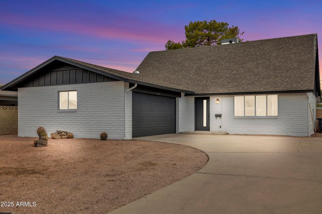 Photo of 4112 S Grandview Avenue, Tempe, AZ 85282 (MLS # 6905711)