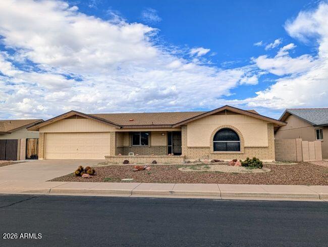 Photo 1 of 47 — 8262 E NIDO Avenue, Mesa, AZ 85209