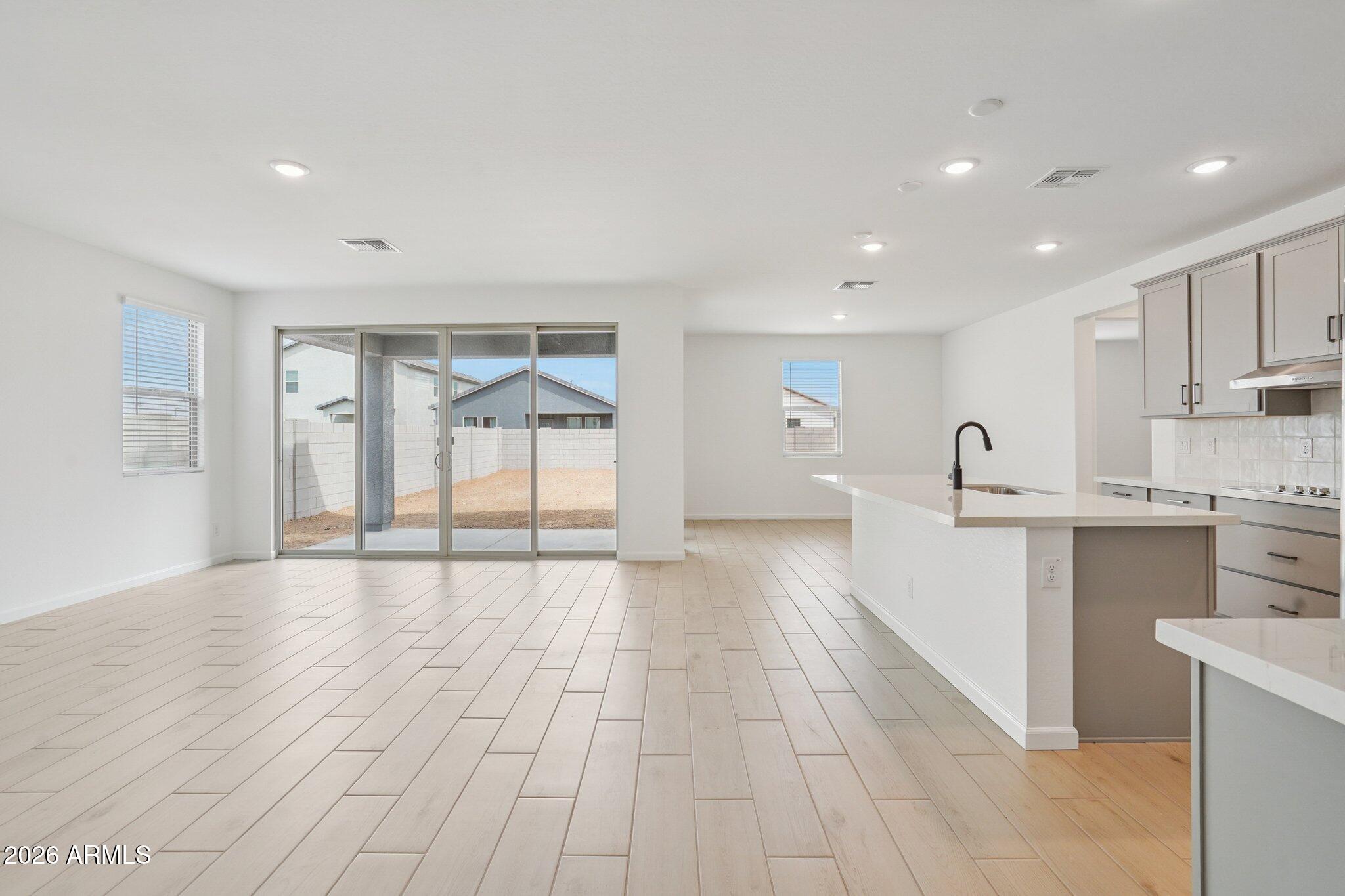 15618 W Brown Street