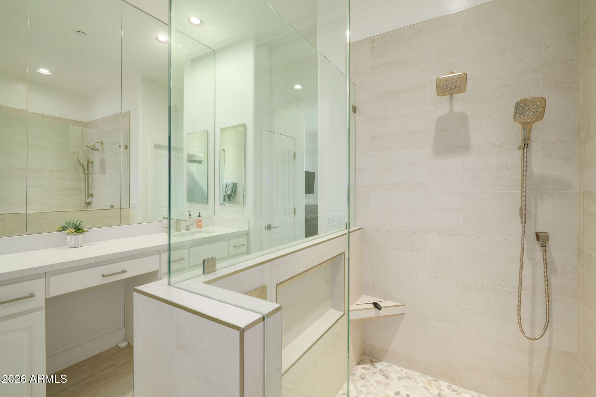 GAINEY VILLAGE CASITAS - Residential