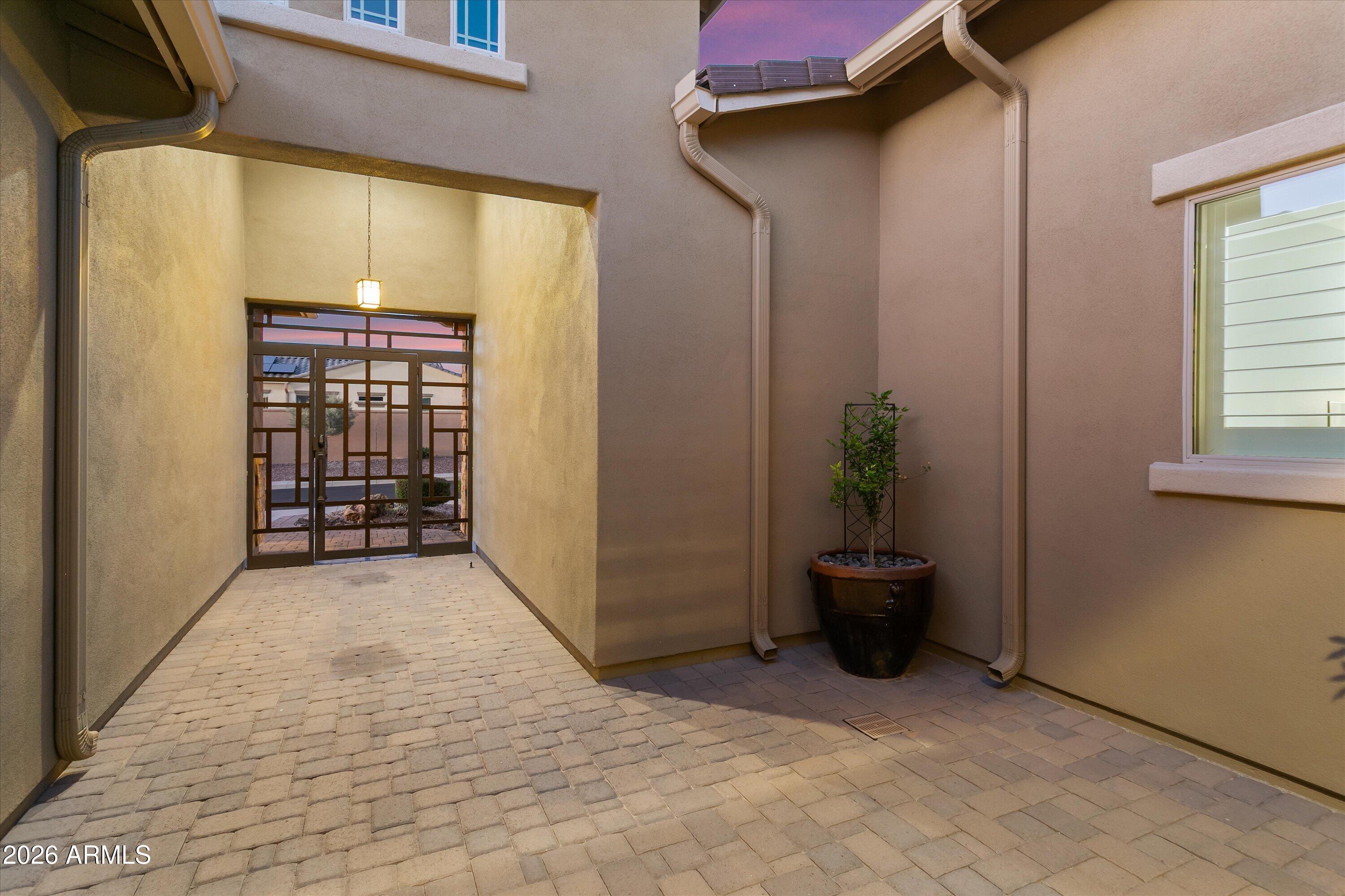 18109 W WIND DRIFT Drive