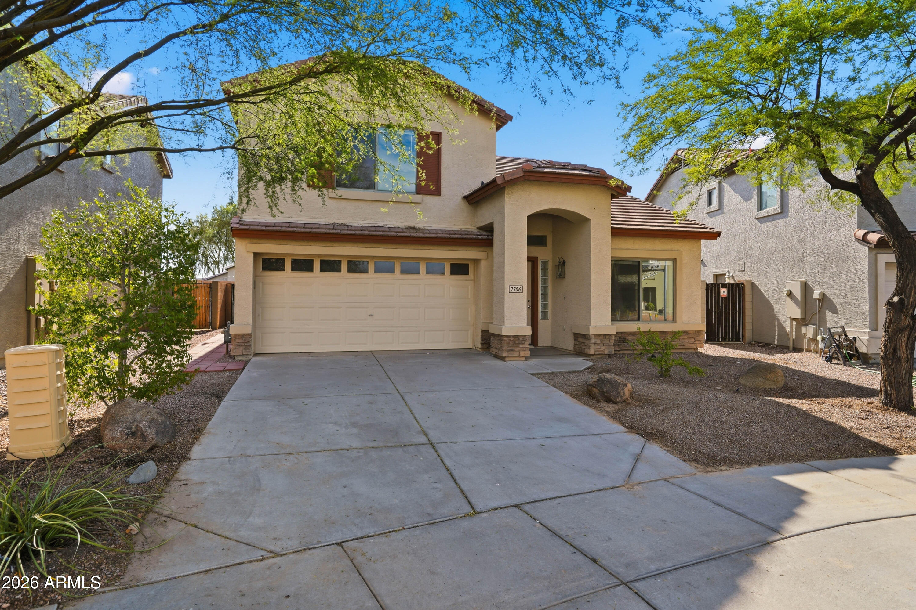 7706 S 48TH Drive