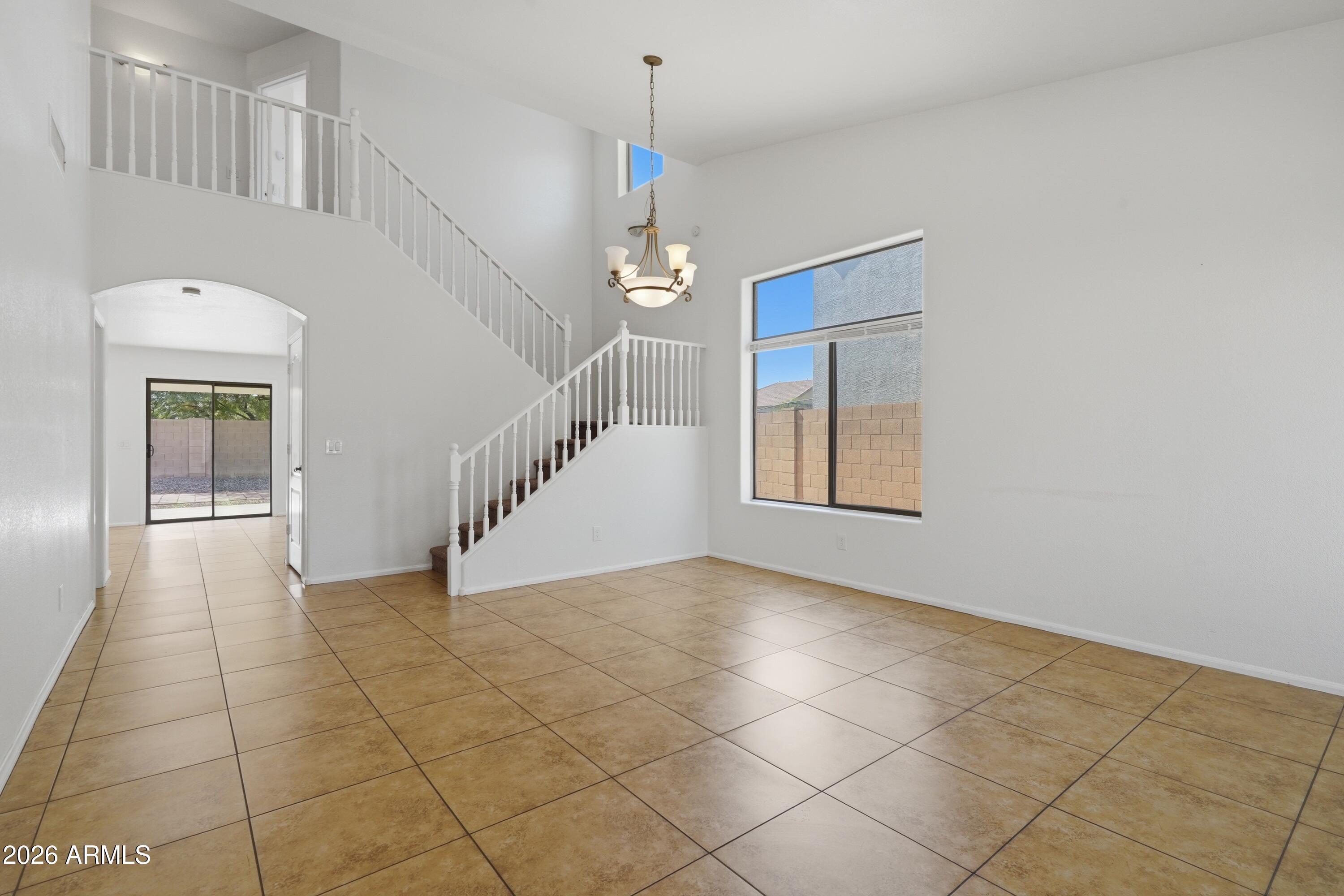 7706 S 48TH Drive