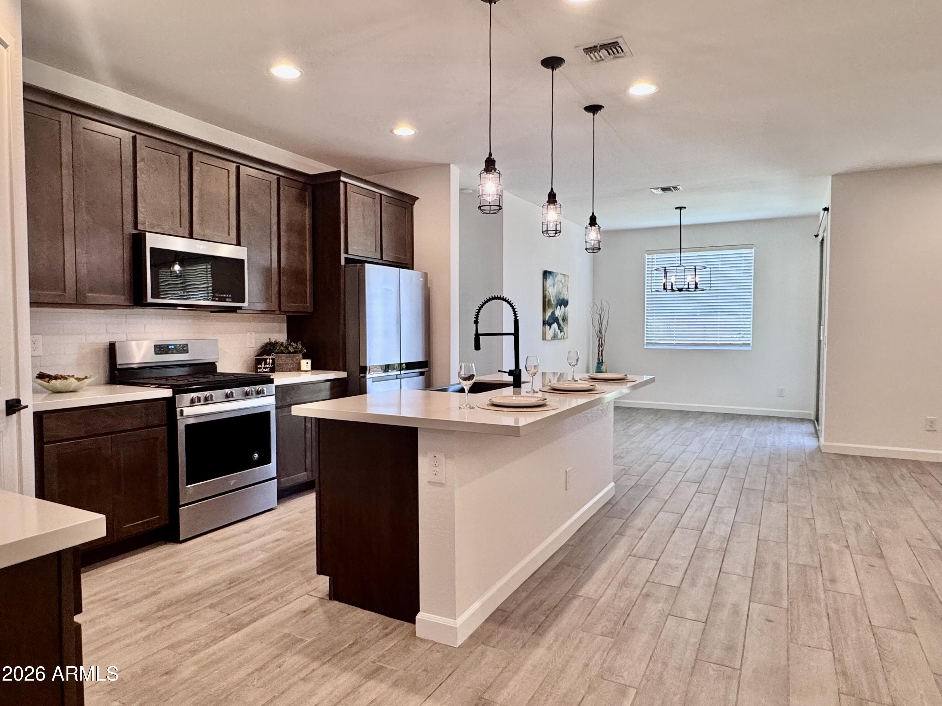 5518 W STARGAZER Place