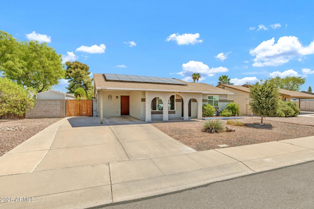 Photo of 2302 W Mcnair Street, Chandler, AZ 85224 (MLS # 7049127)