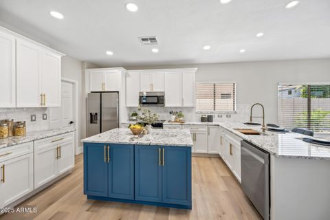 2881 E ESTRELLA Court Gilbert AZ 85296