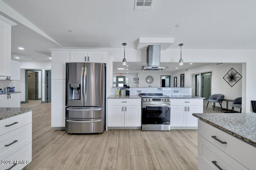 11093 W FRONTIER Drive