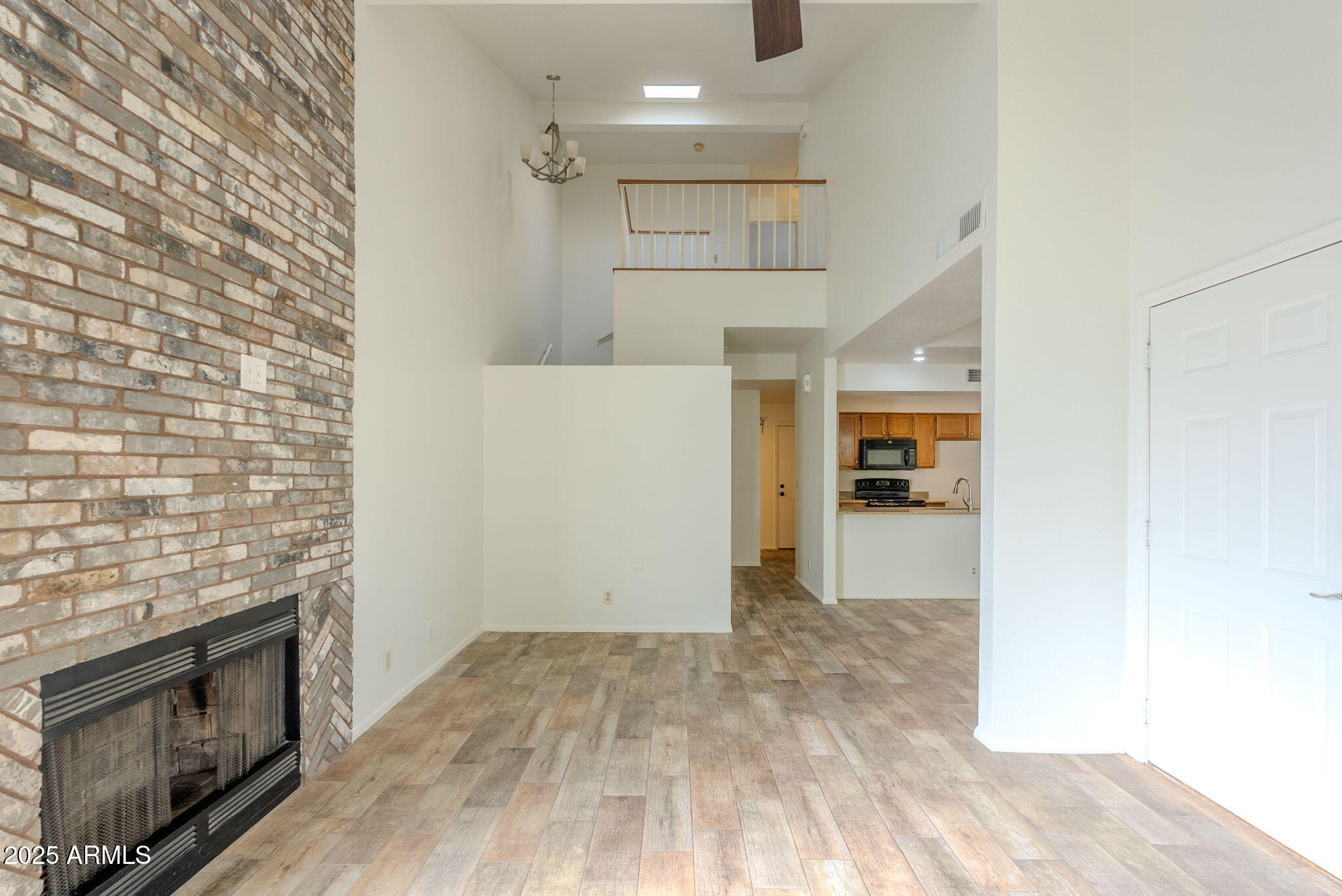 1222 W BASELINE Road 163