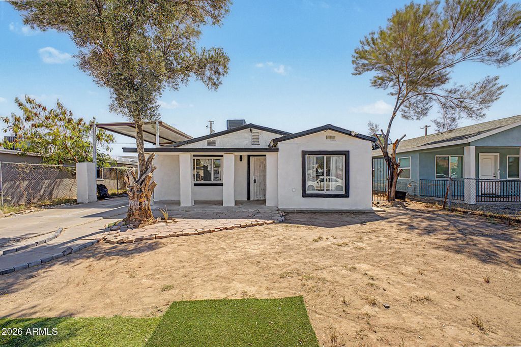 Photo of 1607 S 6th Street, Phoenix, AZ 85004 (MLS # 7003013)