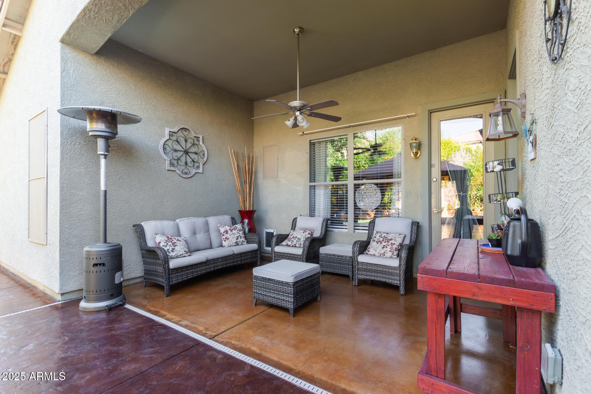 3823 S 101ST Drive