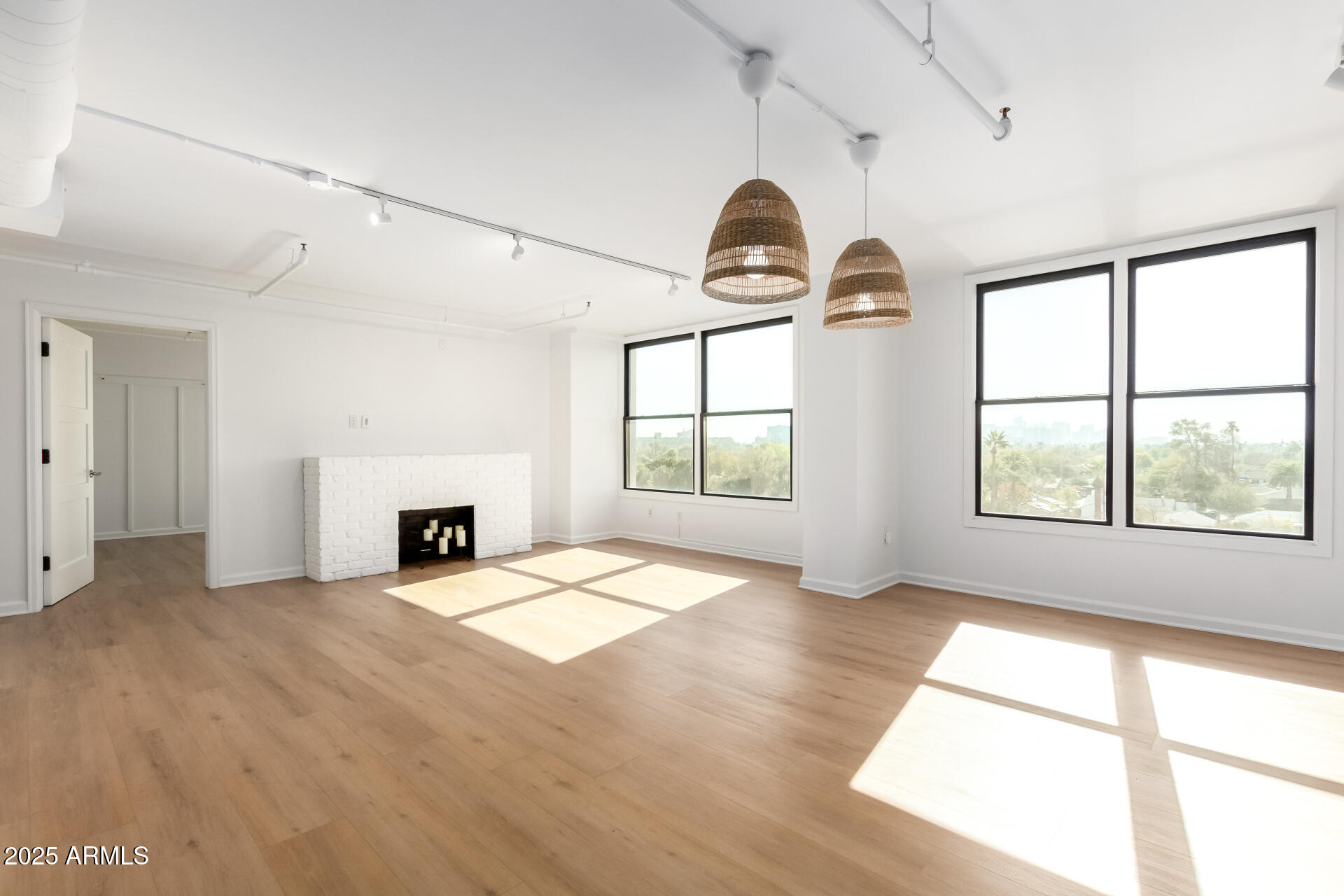 535 W THOMAS Road 508